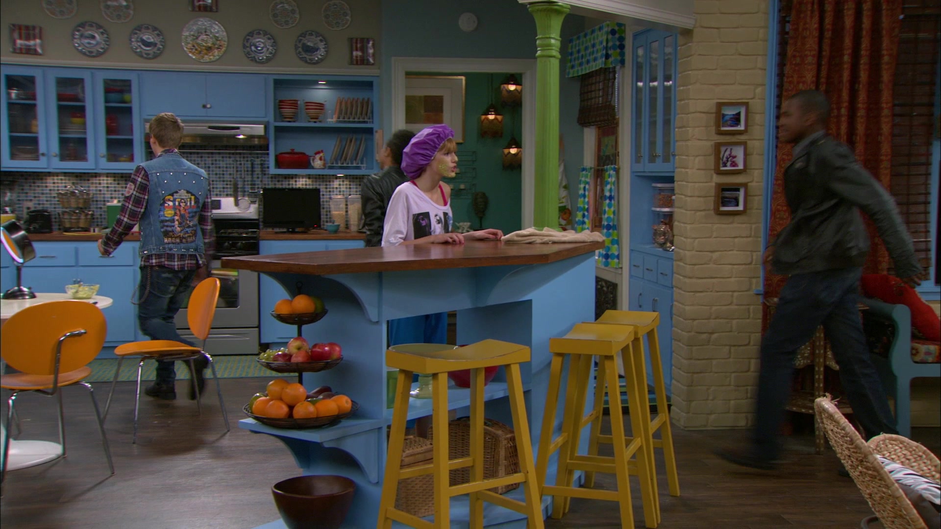 Shake_It_Up_S01E09_1080p_BTD_001942.jpg Shake_It_Up_S01E09_1080p_BTD_001942.jpg