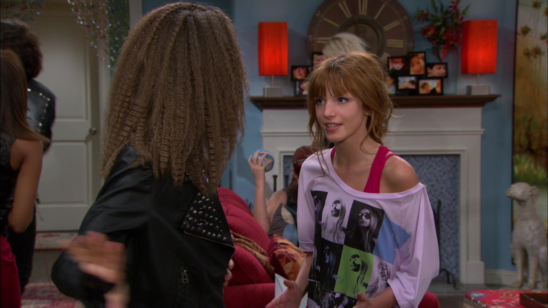 Shake_It_Up_S01E09_1080p_BTD_002122.jpg Shake_It_Up_S01E09_1080p_BTD_002122.jpg