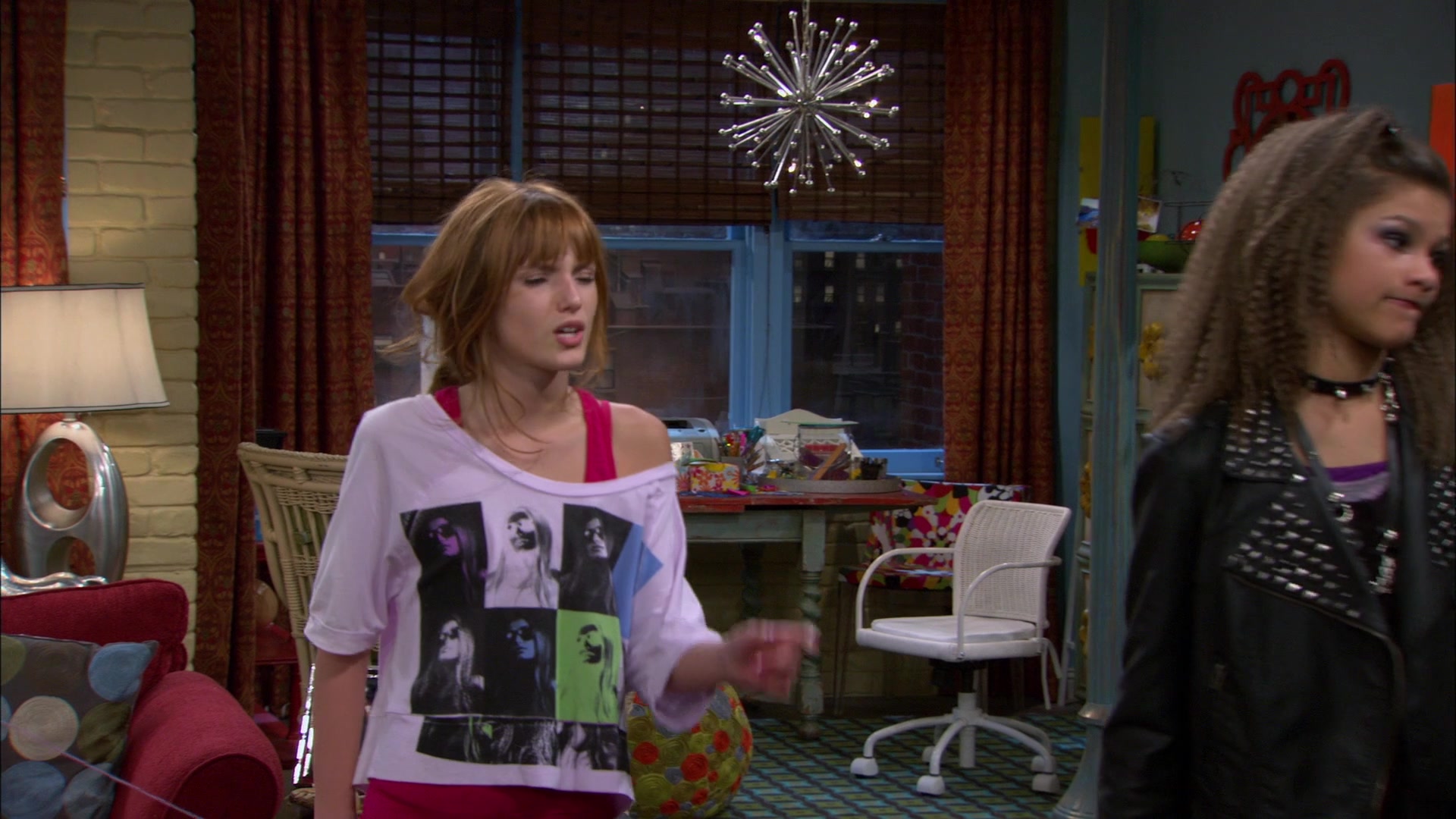 Shake_It_Up_S01E09_1080p_BTD_002230.jpg Shake_It_Up_S01E09_1080p_BTD_002230.jpg