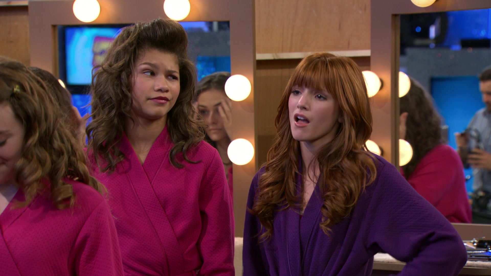 Shake_It_Up_S01E10_1080p_BTD_000150.jpg Shake_It_Up_S01E10_1080p_BTD_000150.jpg