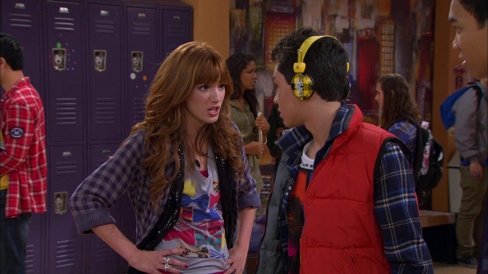 Shake_It_Up_S01E10_1080p_BTD_000716.jpg Shake_It_Up_S01E10_1080p_BTD_000716.jpg