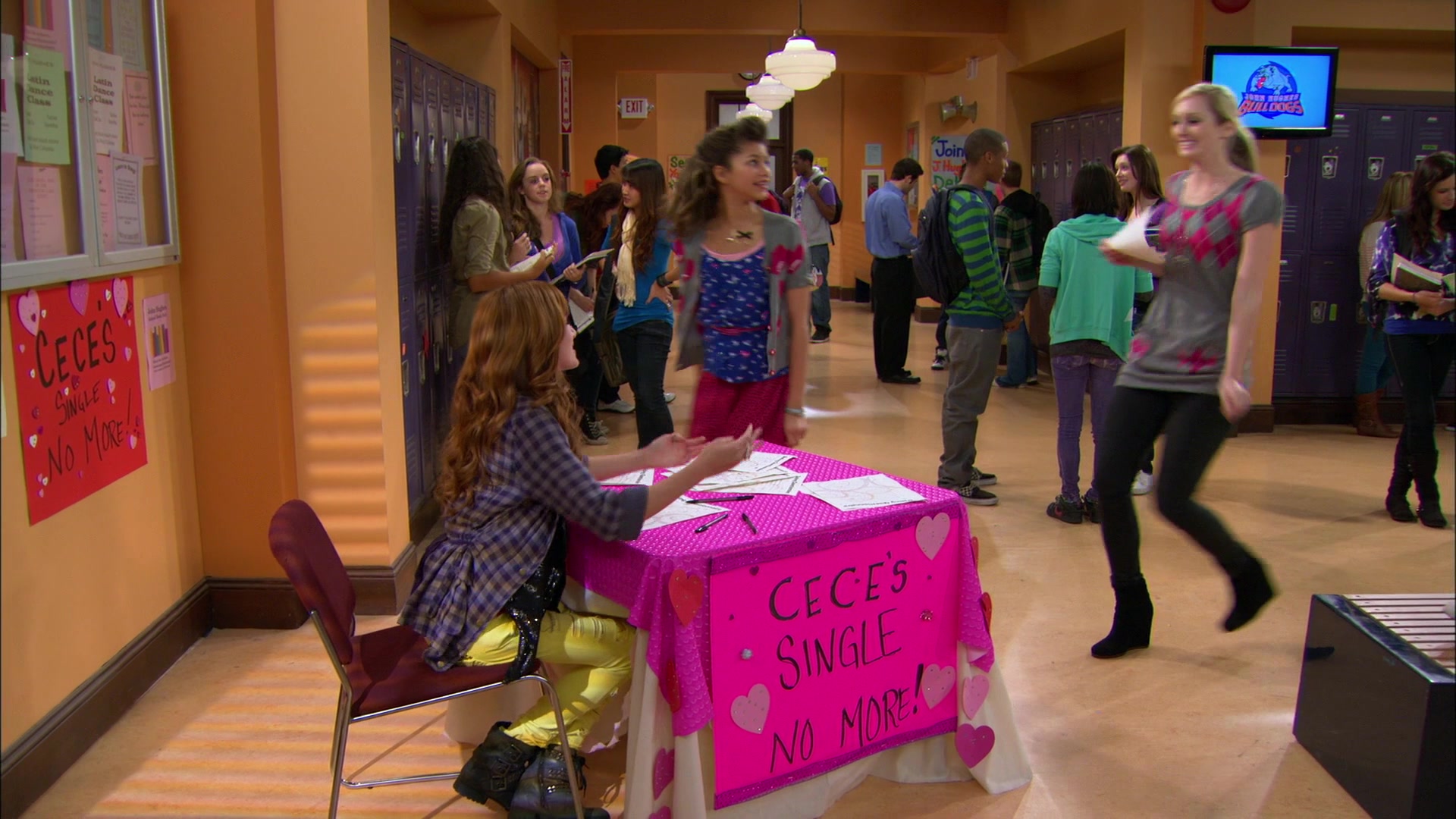 Shake_It_Up_S01E10_1080p_BTD_001130.jpg Shake_It_Up_S01E10_1080p_BTD_001130.jpg