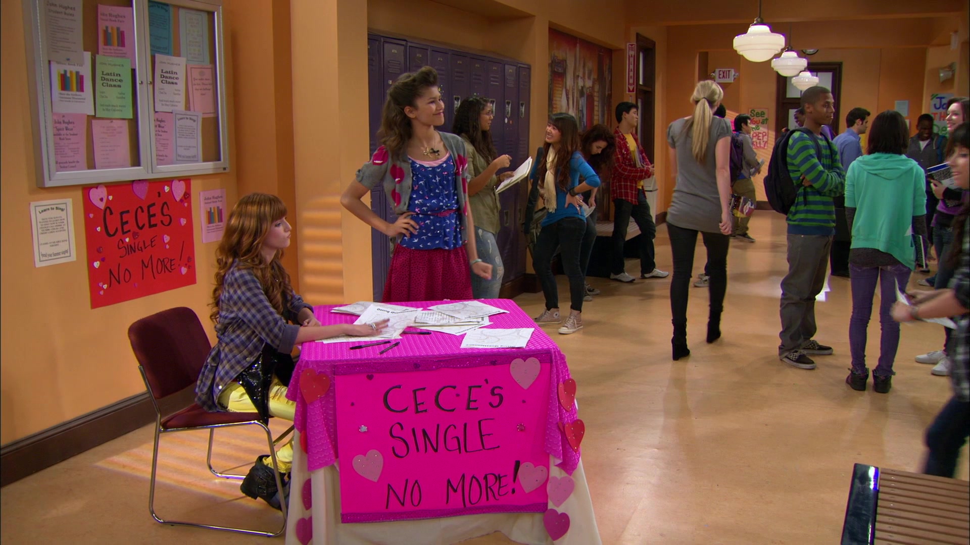 Shake_It_Up_S01E10_1080p_BTD_001157.jpg