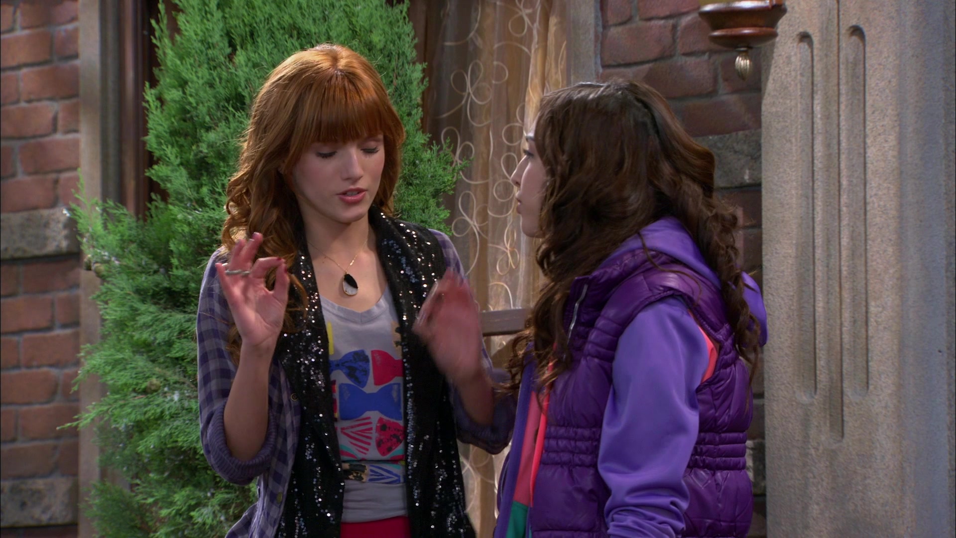 Shake_It_Up_S01E10_1080p_BTD_001330.jpg Shake_It_Up_S01E10_1080p_BTD_001330.jpg