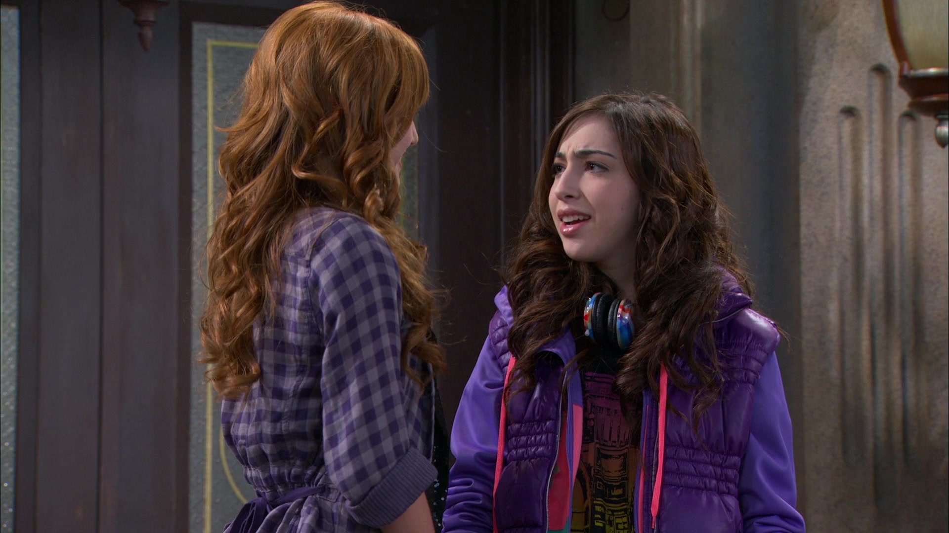 Shake_It_Up_S01E10_1080p_BTD_001359.jpg
