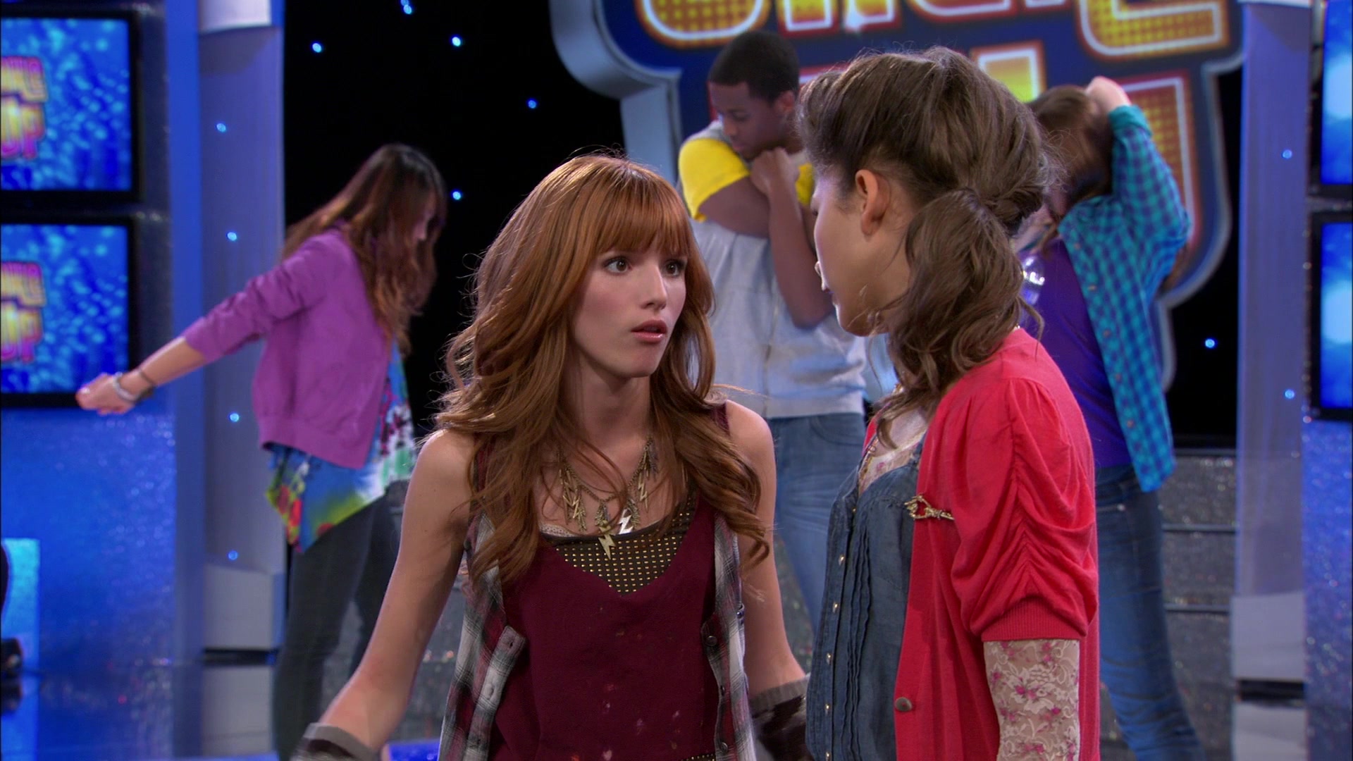 Shake_It_Up_S01E10_1080p_BTD_001726.jpg Shake_It_Up_S01E10_1080p_BTD_001726.jpg