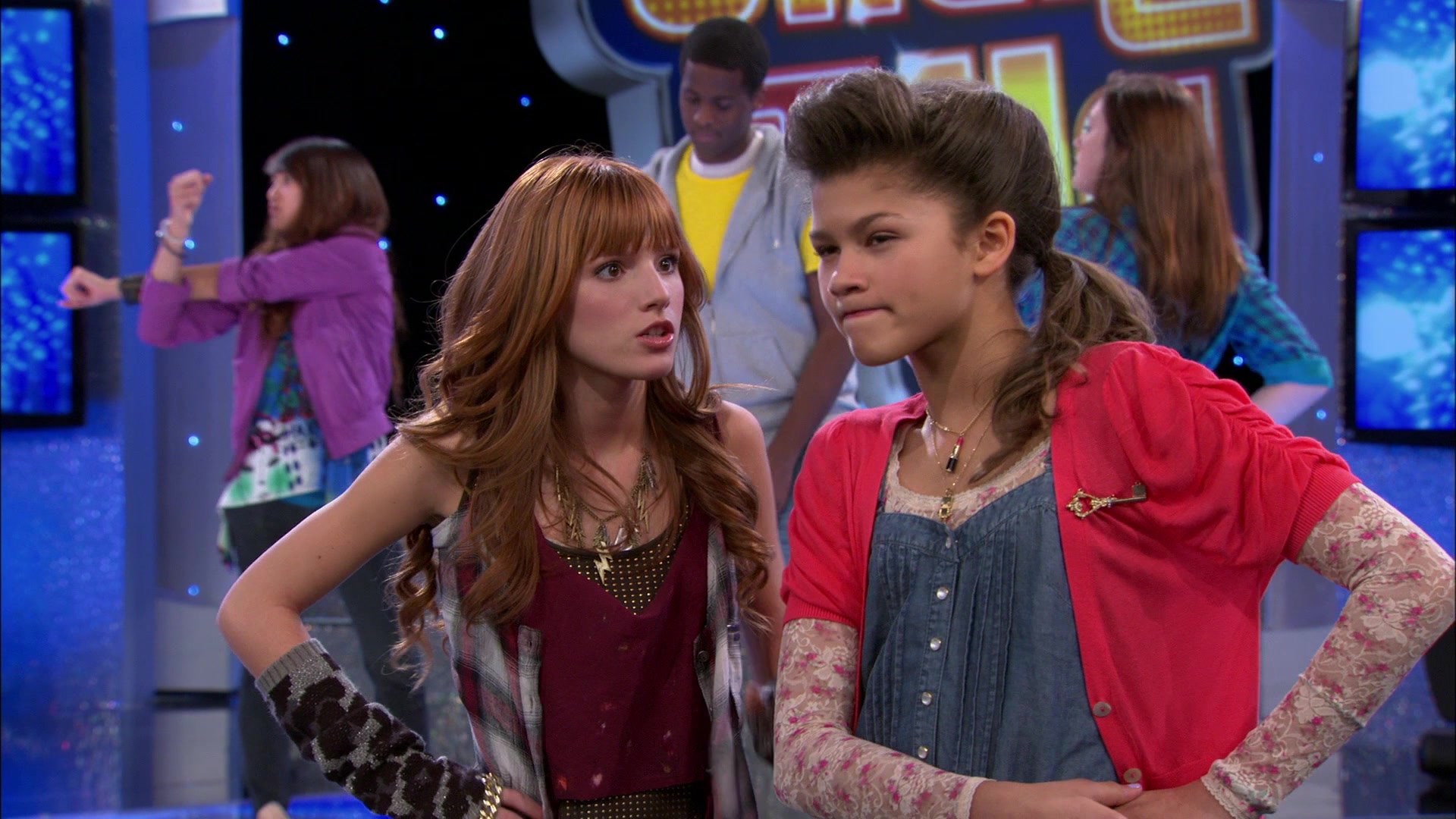 Shake_It_Up_S01E10_1080p_BTD_001776.jpg Shake_It_Up_S01E10_1080p_BTD_001776.jpg