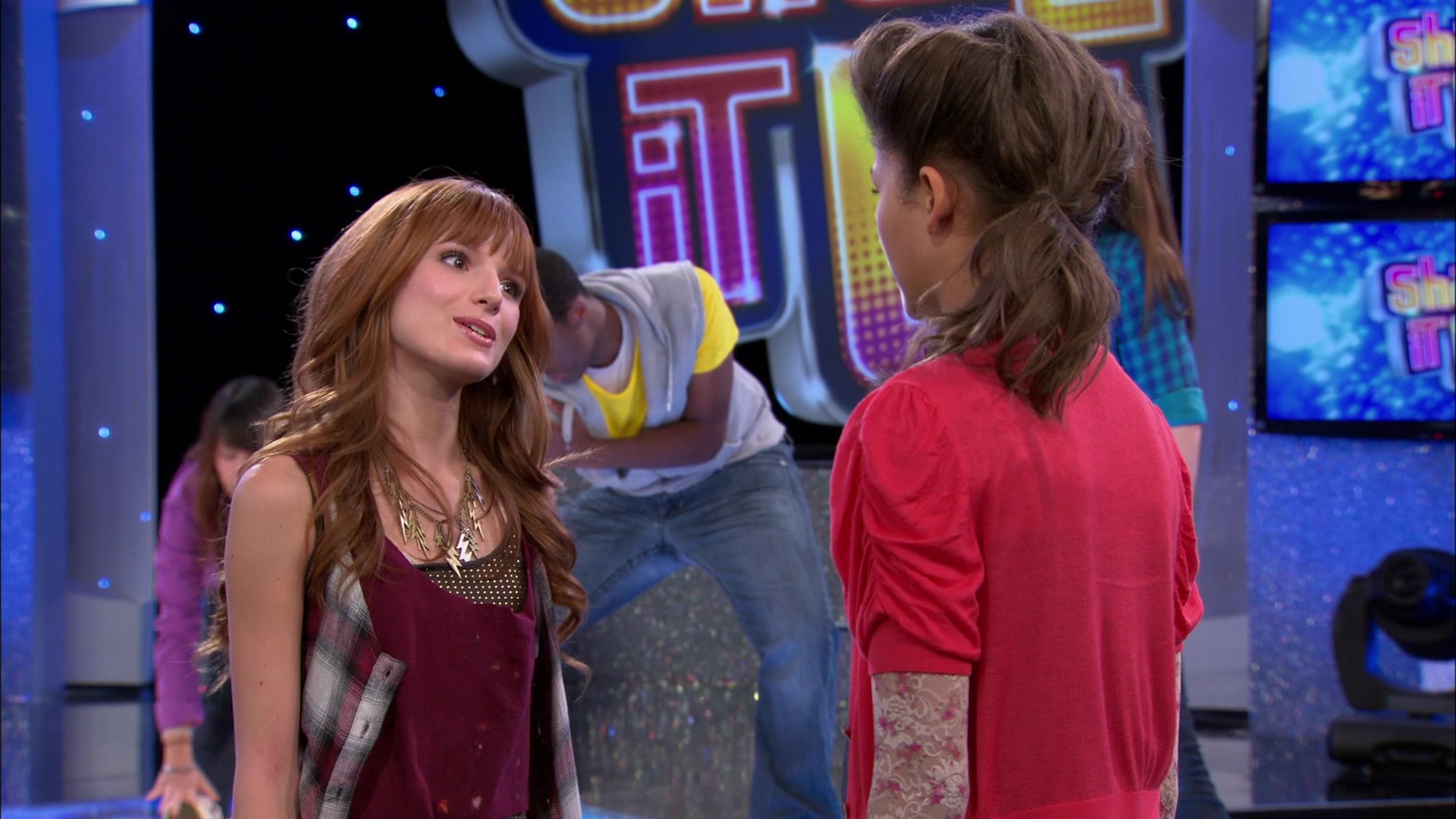 Shake_It_Up_S01E10_1080p_BTD_001838.jpg Shake_It_Up_S01E10_1080p_BTD_001838.jpg