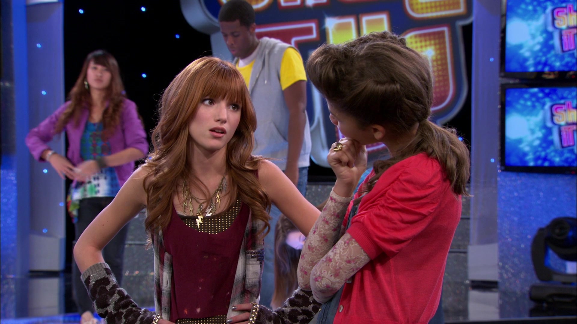 Shake_It_Up_S01E10_1080p_BTD_001870.jpg Shake_It_Up_S01E10_1080p_BTD_001870.jpg