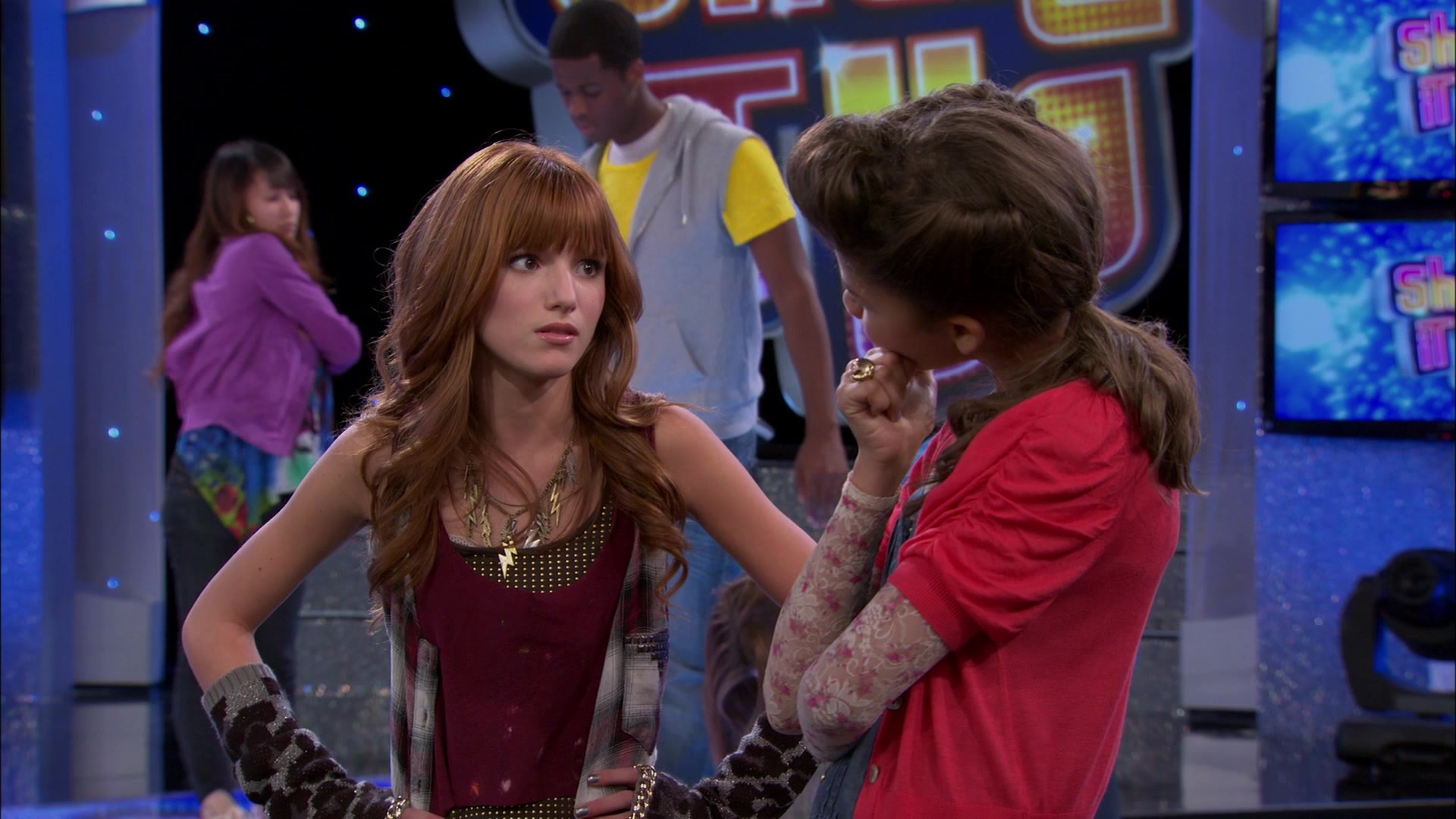 Shake_It_Up_S01E10_1080p_BTD_001873.jpg Shake_It_Up_S01E10_1080p_BTD_001873.jpg