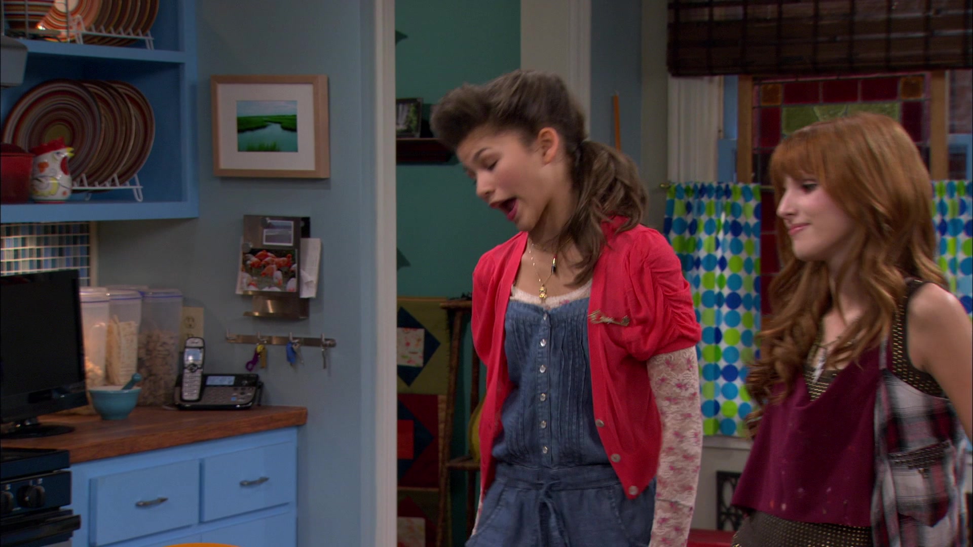 Shake_It_Up_S01E10_1080p_BTD_001999.jpg Shake_It_Up_S01E10_1080p_BTD_001999.jpg