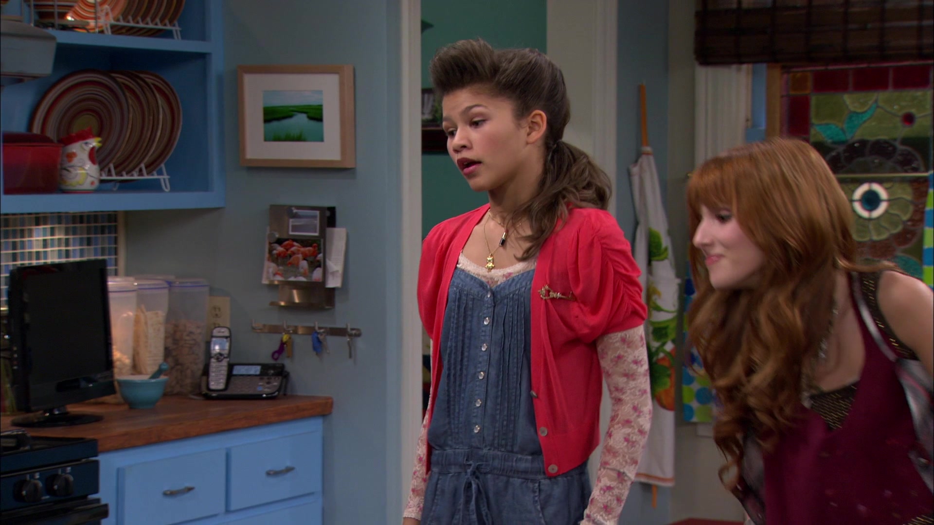Shake_It_Up_S01E10_1080p_BTD_002001.jpg