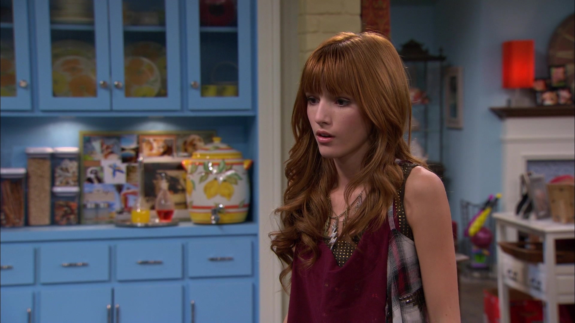 Shake_It_Up_S01E10_1080p_BTD_002055.jpg