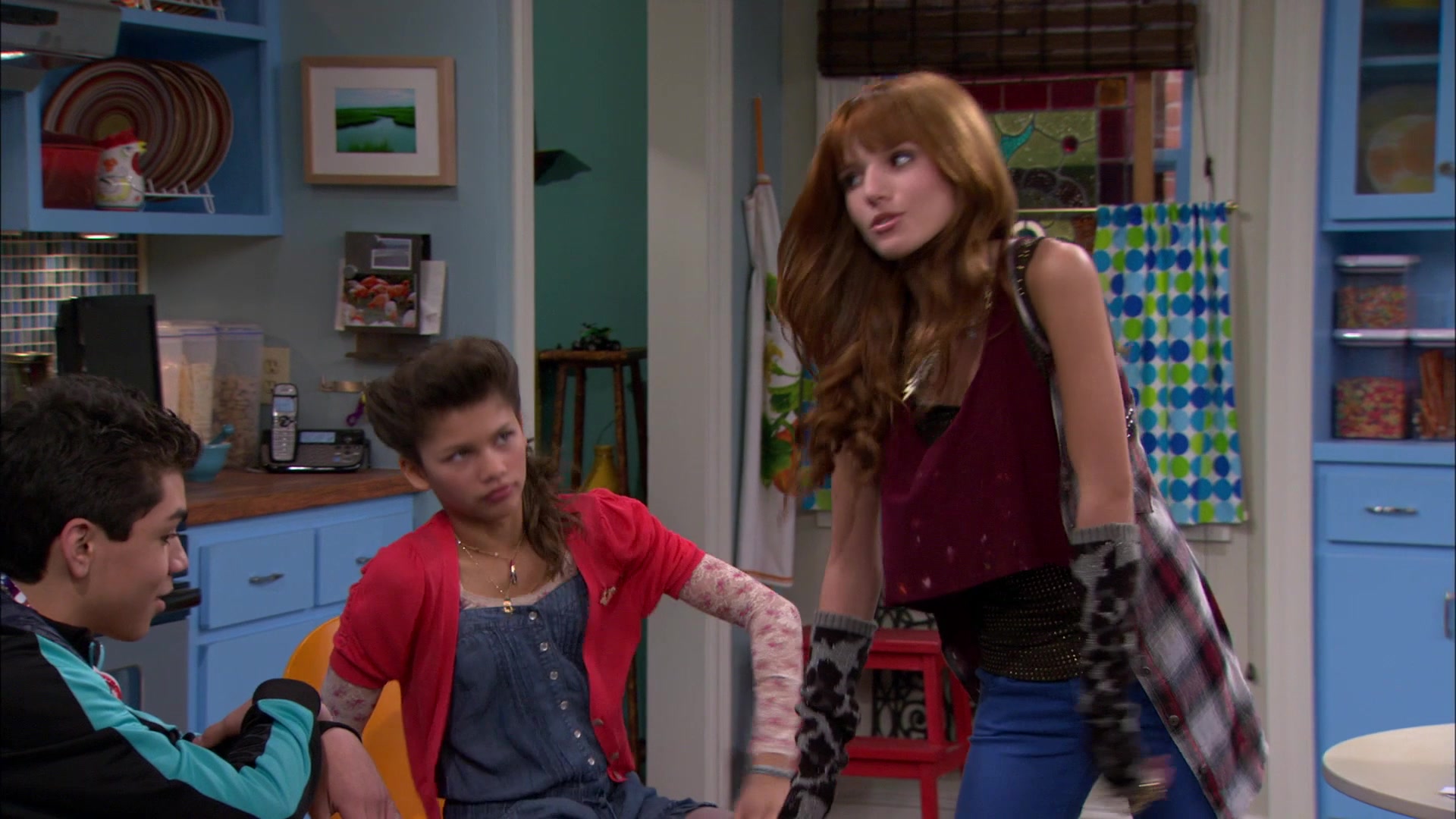 Shake_It_Up_S01E10_1080p_BTD_002089.jpg
