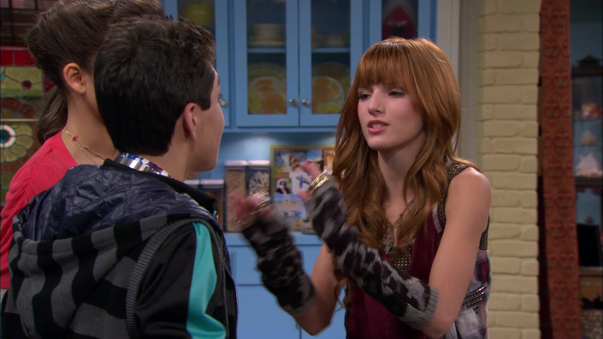 Shake_It_Up_S01E10_1080p_BTD_002145.jpg Shake_It_Up_S01E10_1080p_BTD_002145.jpg
