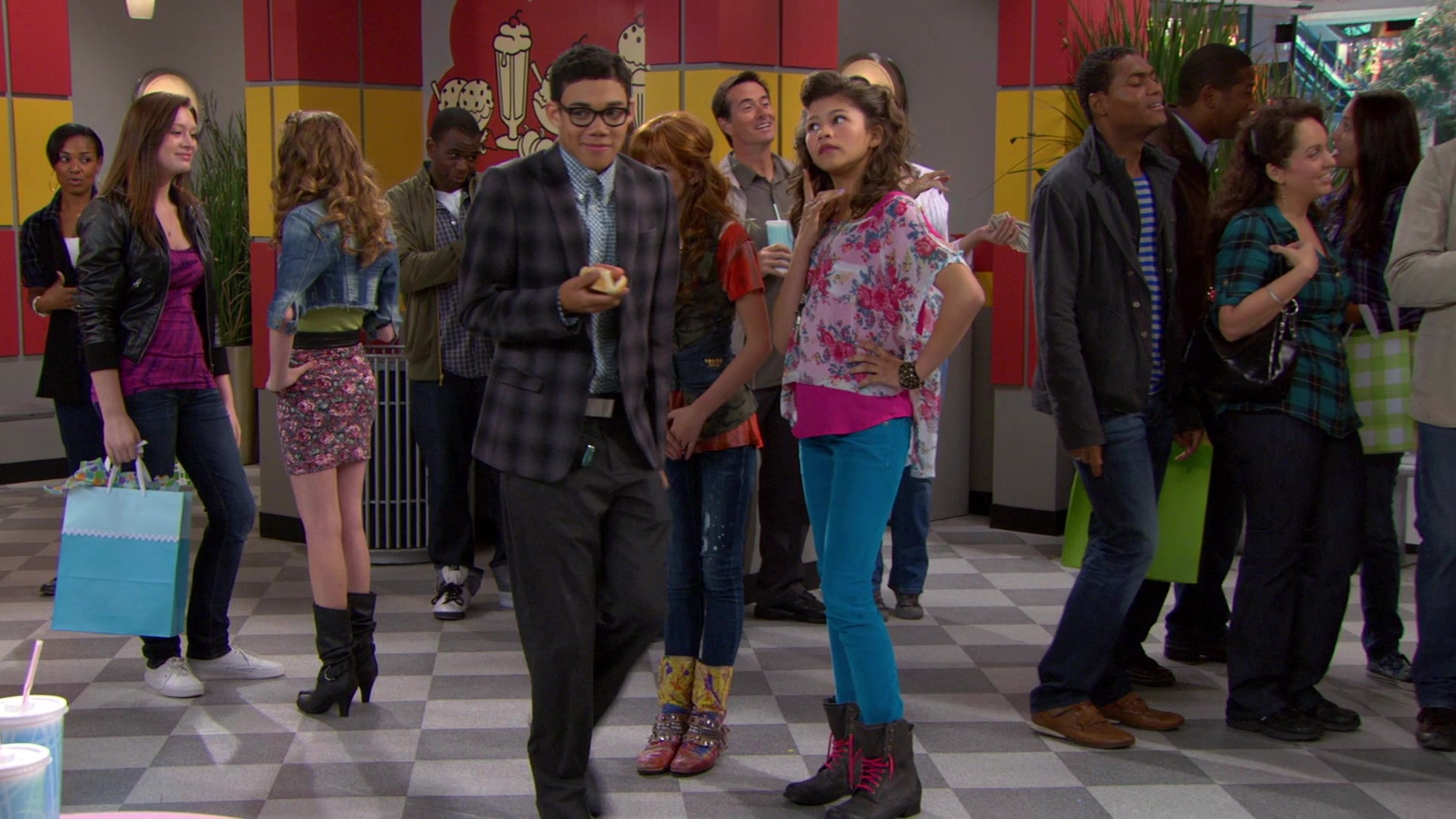 Shake_It_Up_S01E10_1080p_BTD_002391.jpg Shake_It_Up_S01E10_1080p_BTD_002391.jpg