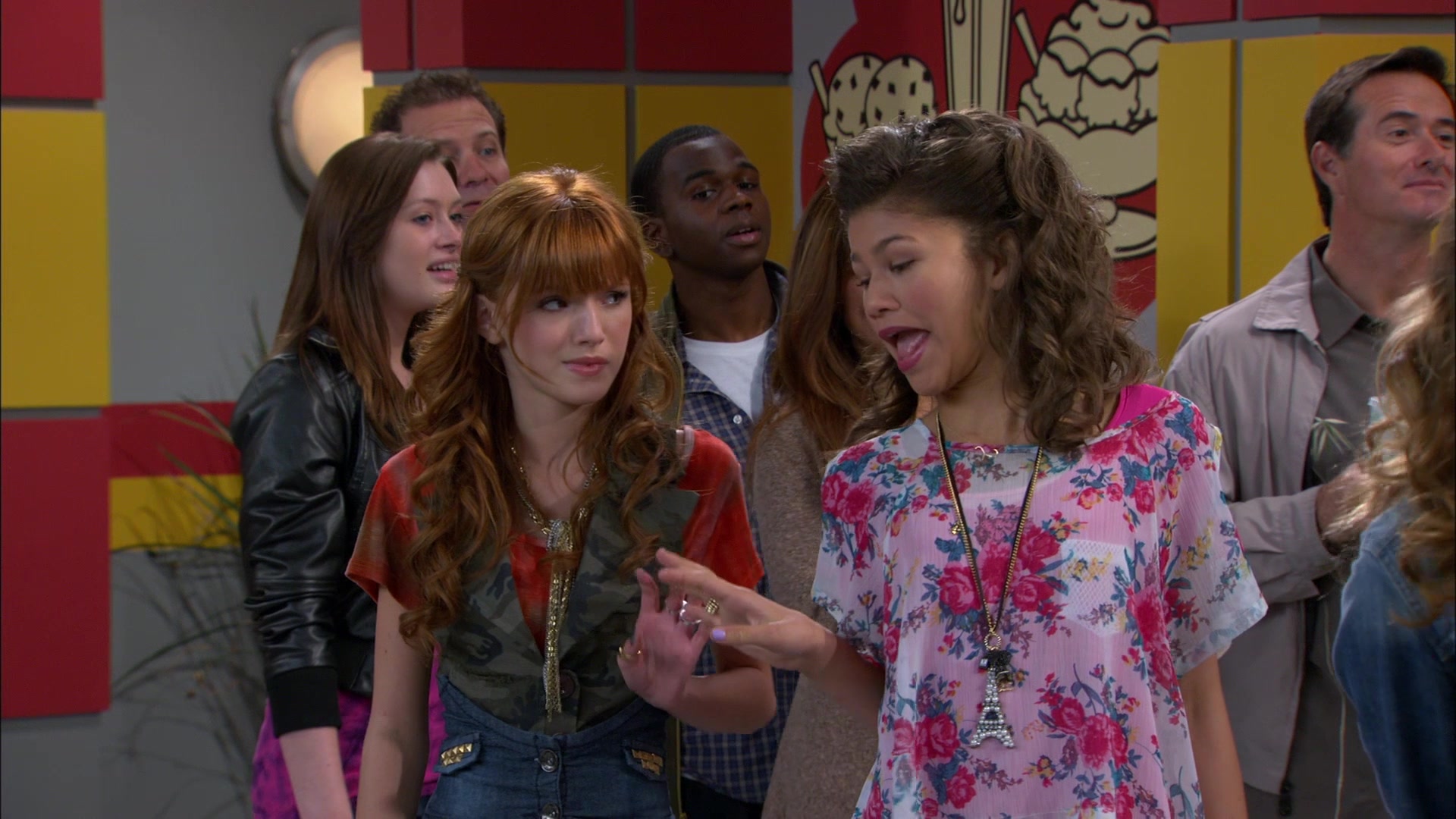 Shake_It_Up_S01E10_1080p_BTD_002503.jpg Shake_It_Up_S01E10_1080p_BTD_002503.jpg