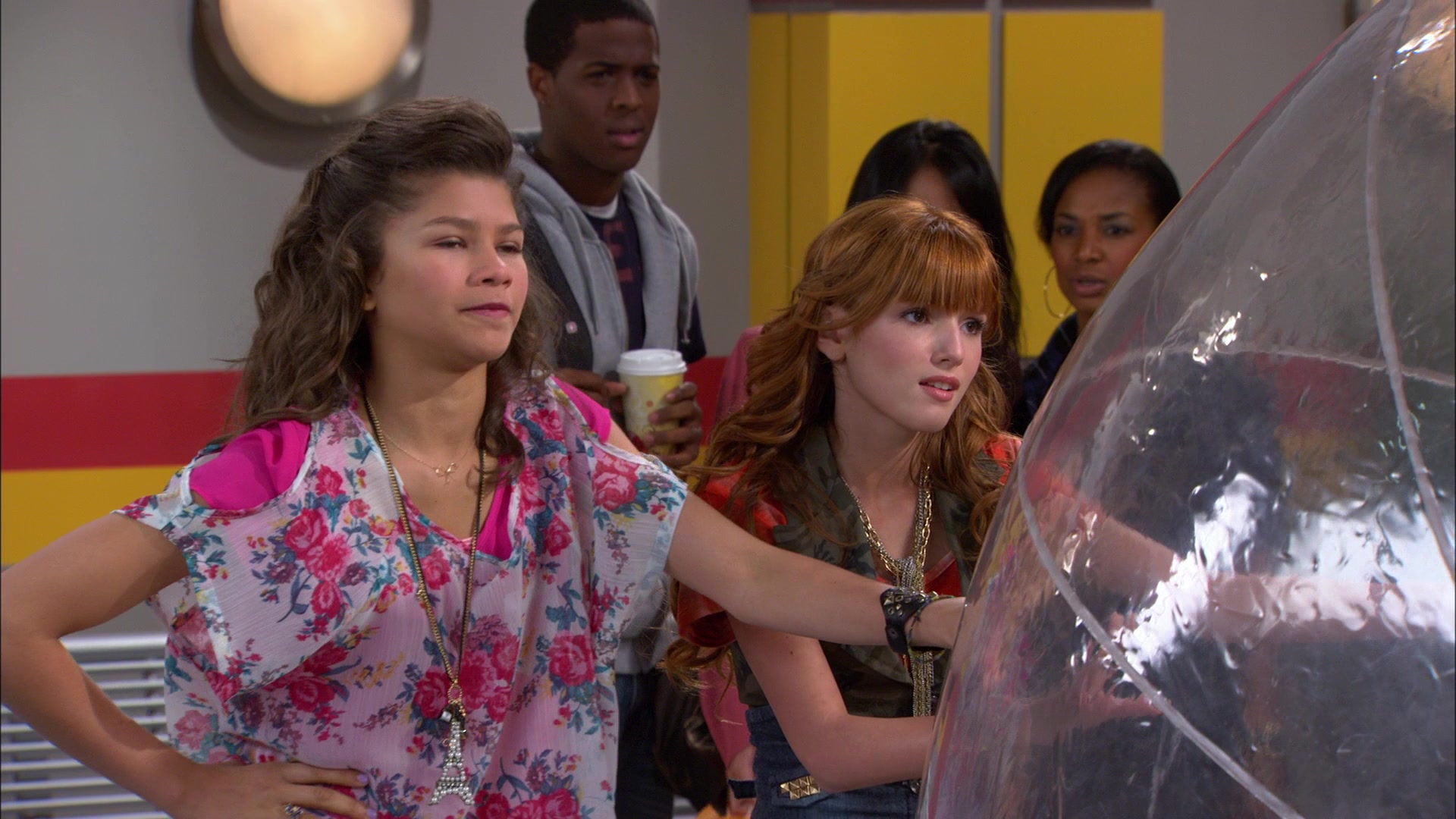 Shake_It_Up_S01E10_1080p_BTD_002942.jpg Shake_It_Up_S01E10_1080p_BTD_002942.jpg