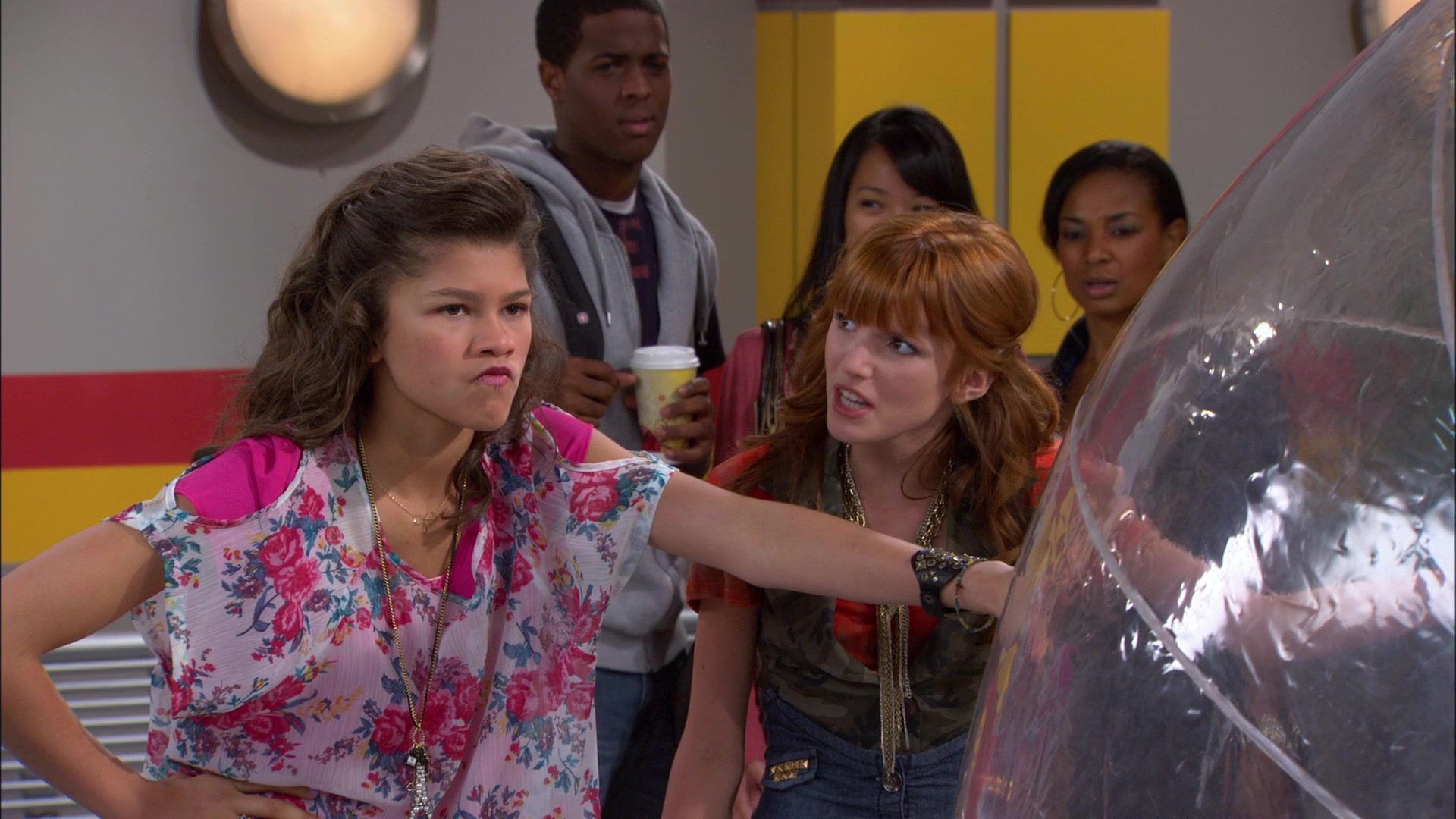 Shake_It_Up_S01E10_1080p_BTD_002946.jpg Shake_It_Up_S01E10_1080p_BTD_002946.jpg