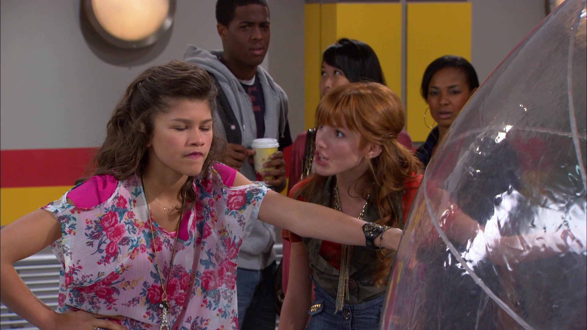 Shake_It_Up_S01E10_1080p_BTD_002948.jpg Shake_It_Up_S01E10_1080p_BTD_002948.jpg