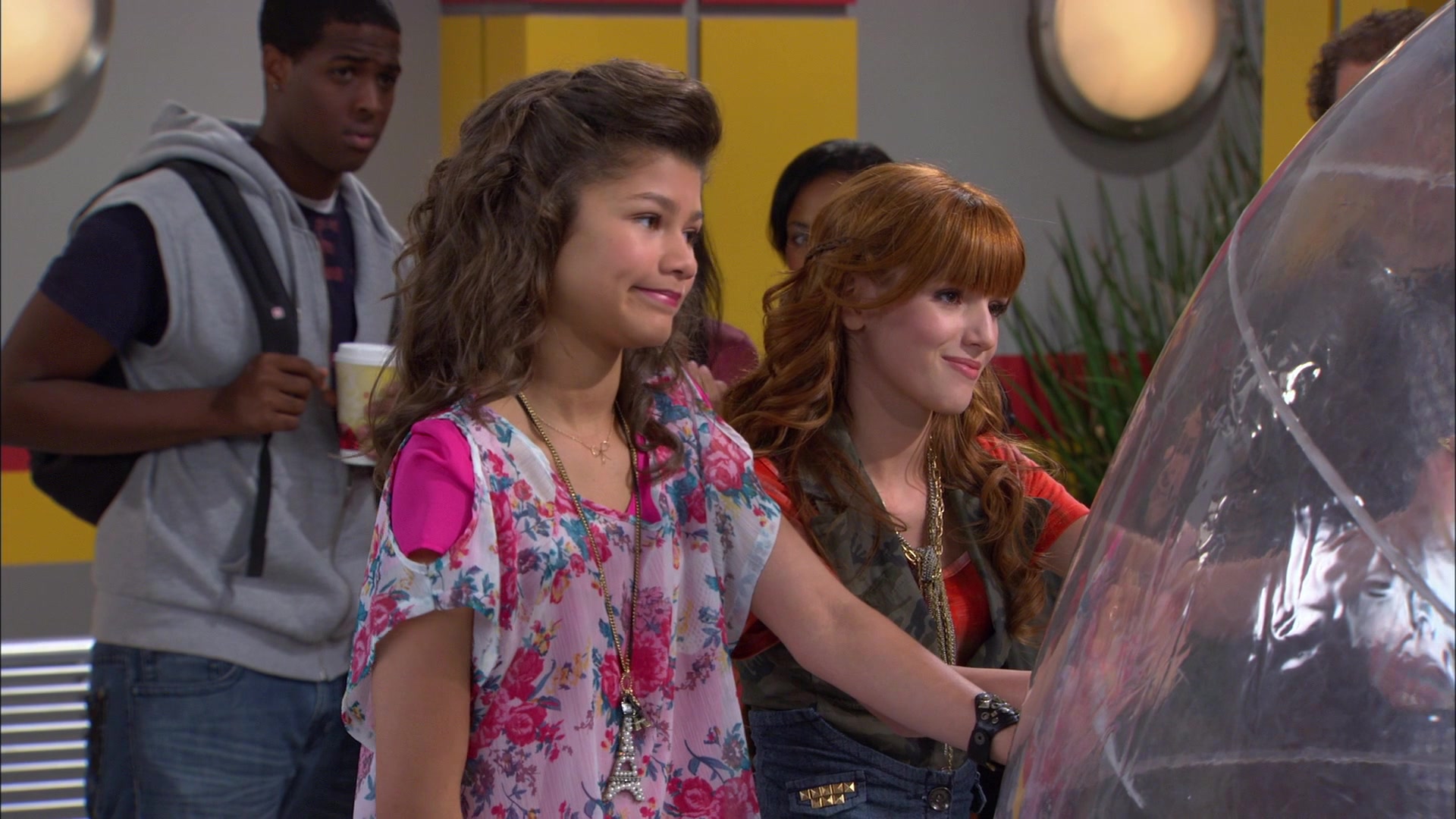 Shake_It_Up_S01E10_1080p_BTD_002990.jpg Shake_It_Up_S01E10_1080p_BTD_002990.jpg
