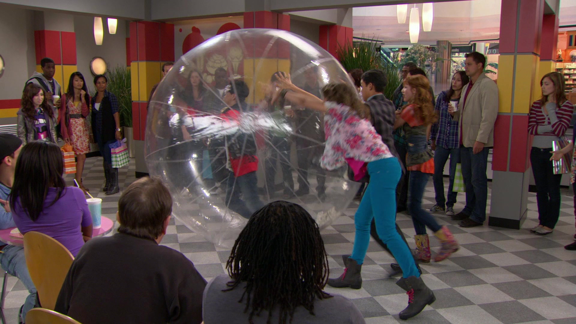 Shake_It_Up_S01E10_1080p_BTD_003013.jpg Shake_It_Up_S01E10_1080p_BTD_003013.jpg
