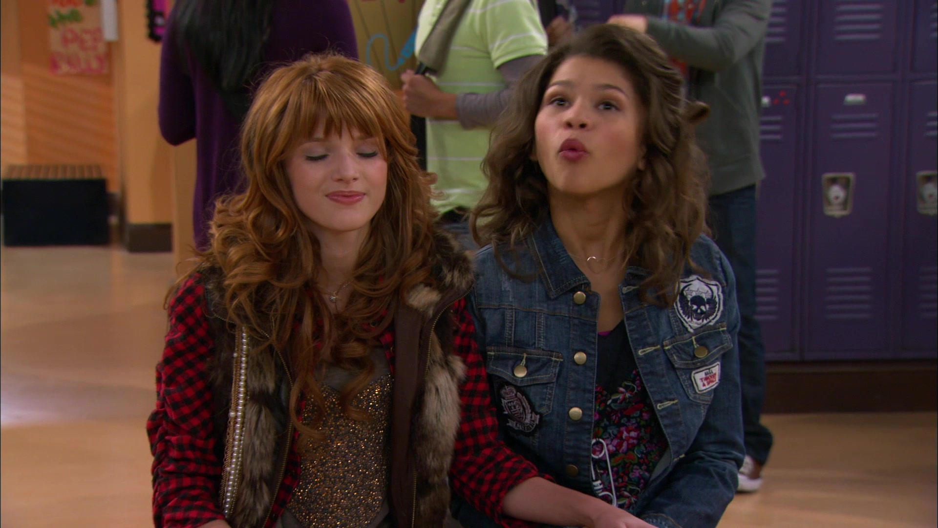 Shake_It_Up_S01E11_1080p_BTD_000720.jpg Shake_It_Up_S01E11_1080p_BTD_000720.jpg