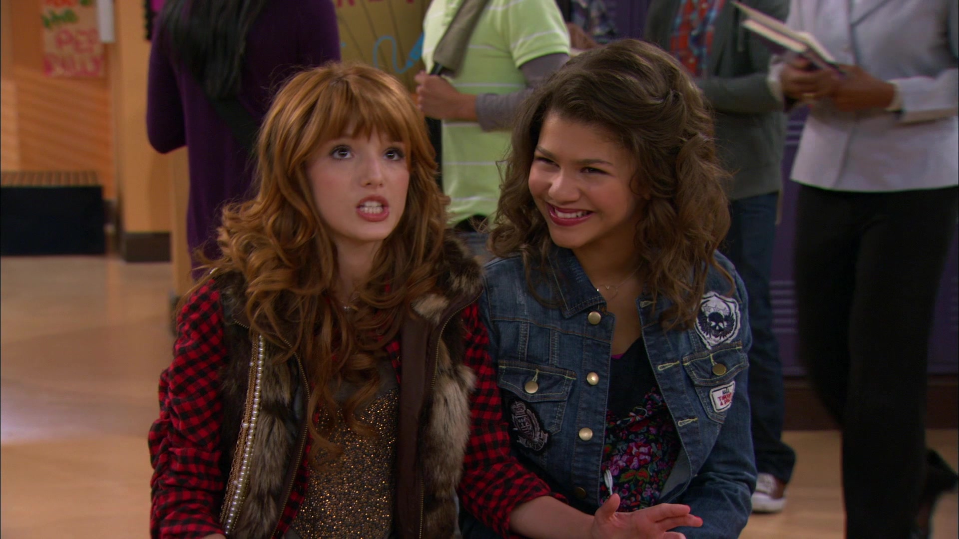 Shake_It_Up_S01E11_1080p_BTD_000728.jpg Shake_It_Up_S01E11_1080p_BTD_000728.jpg
