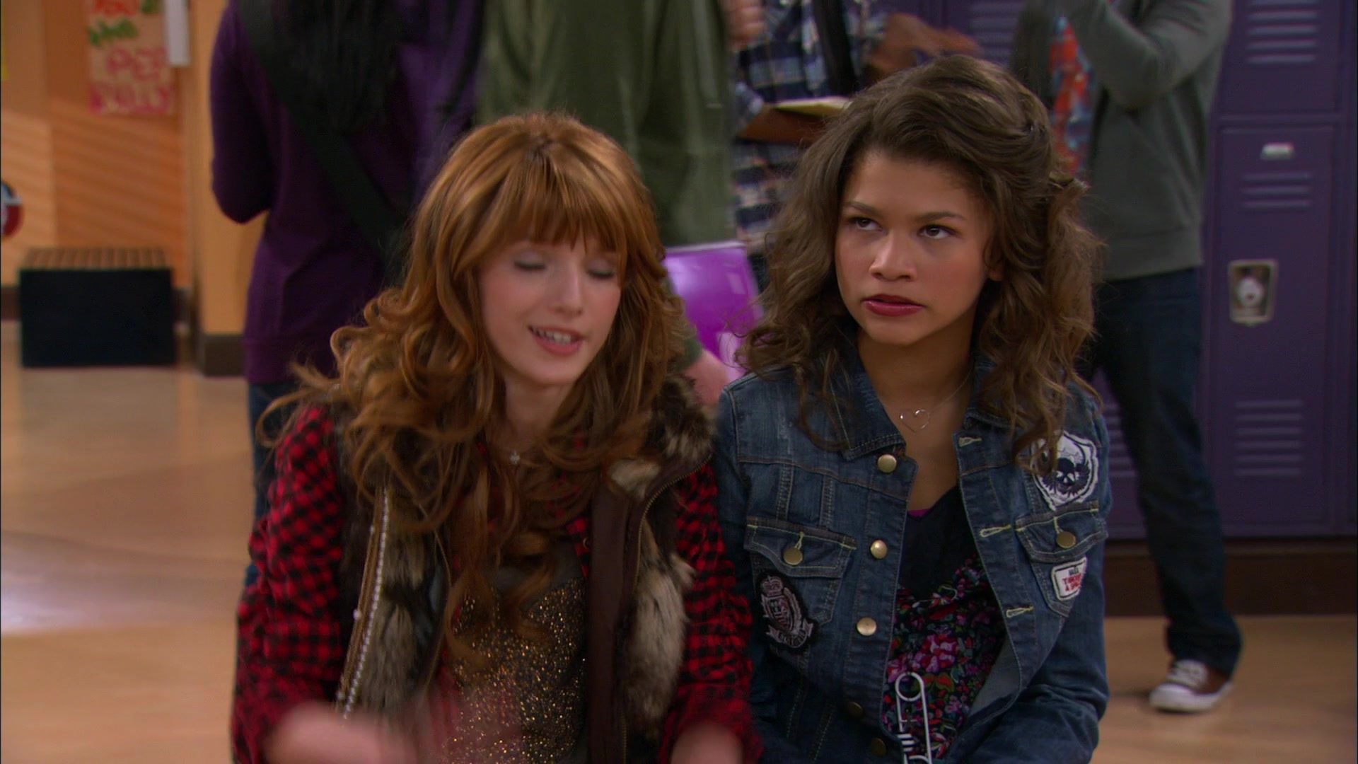 Shake_It_Up_S01E11_1080p_BTD_000734.jpg Shake_It_Up_S01E11_1080p_BTD_000734.jpg