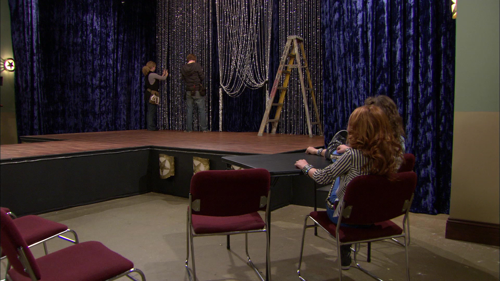 Shake_It_Up_S01E11_1080p_BTD_000920.jpg