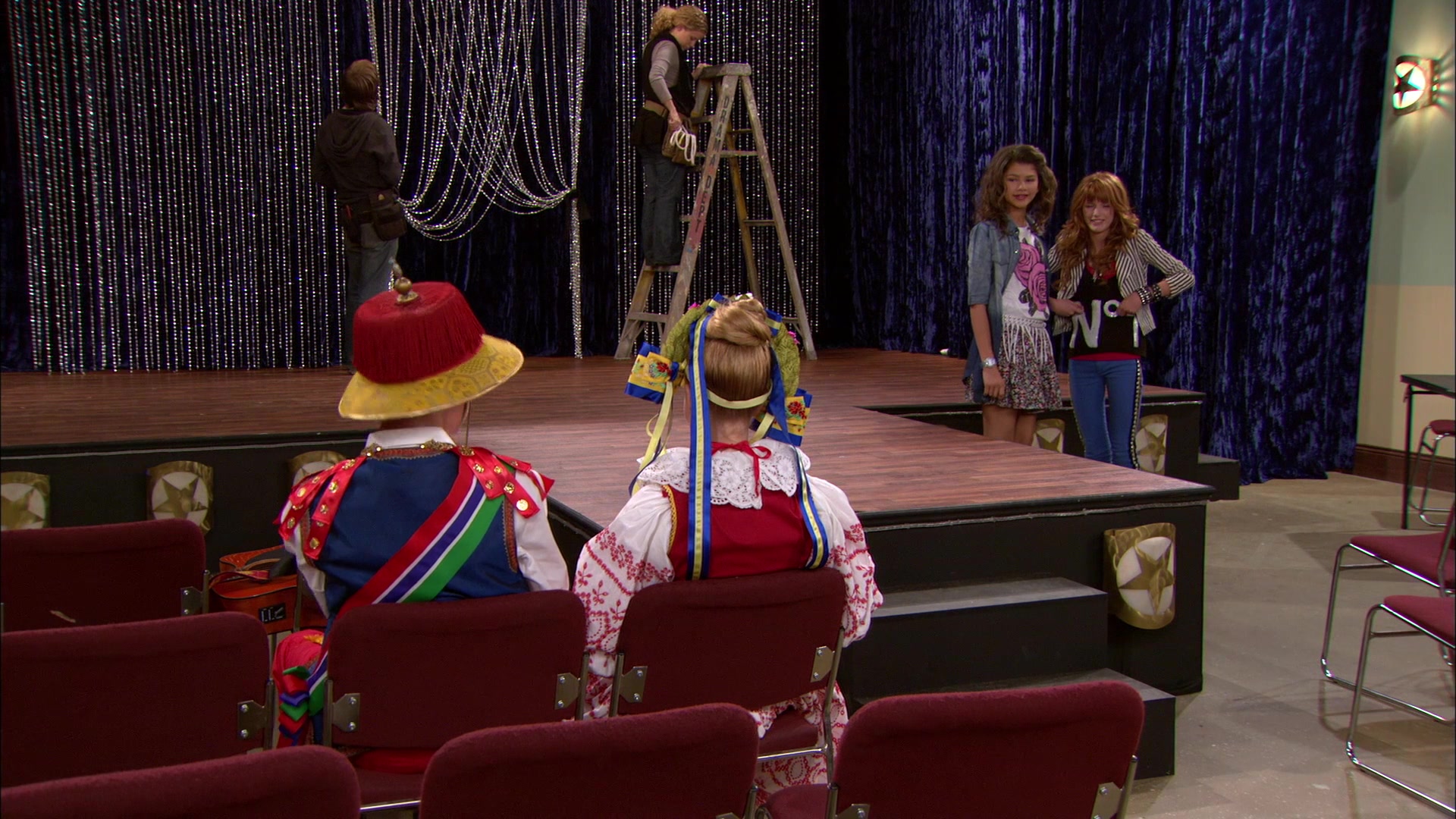 Shake_It_Up_S01E11_1080p_BTD_001160.jpg