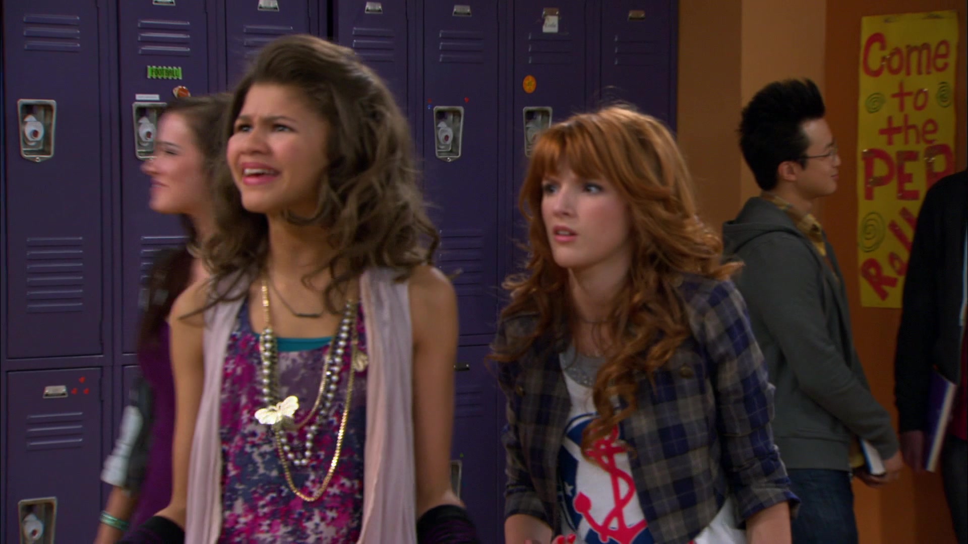 Shake_It_Up_S01E11_1080p_BTD_001474.jpg Shake_It_Up_S01E11_1080p_BTD_001474.jpg