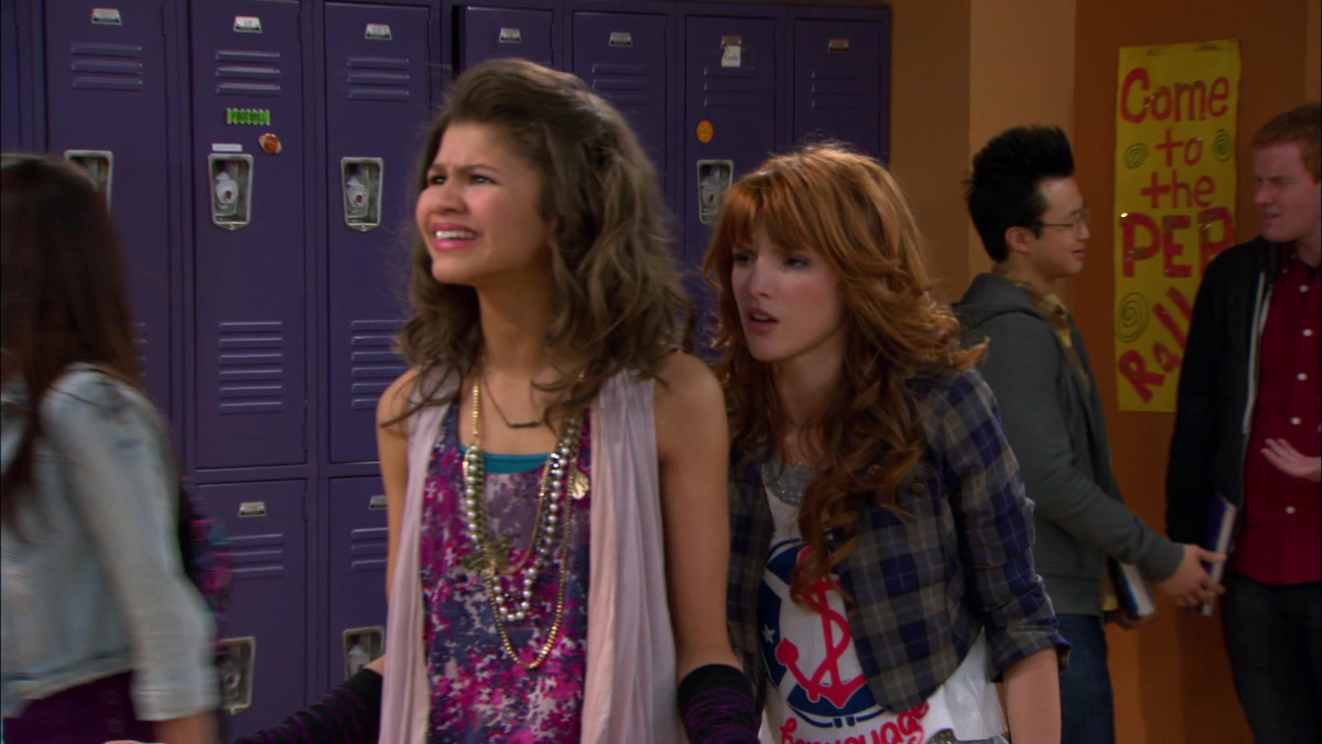 Shake_It_Up_S01E11_1080p_BTD_001475.jpg Shake_It_Up_S01E11_1080p_BTD_001475.jpg