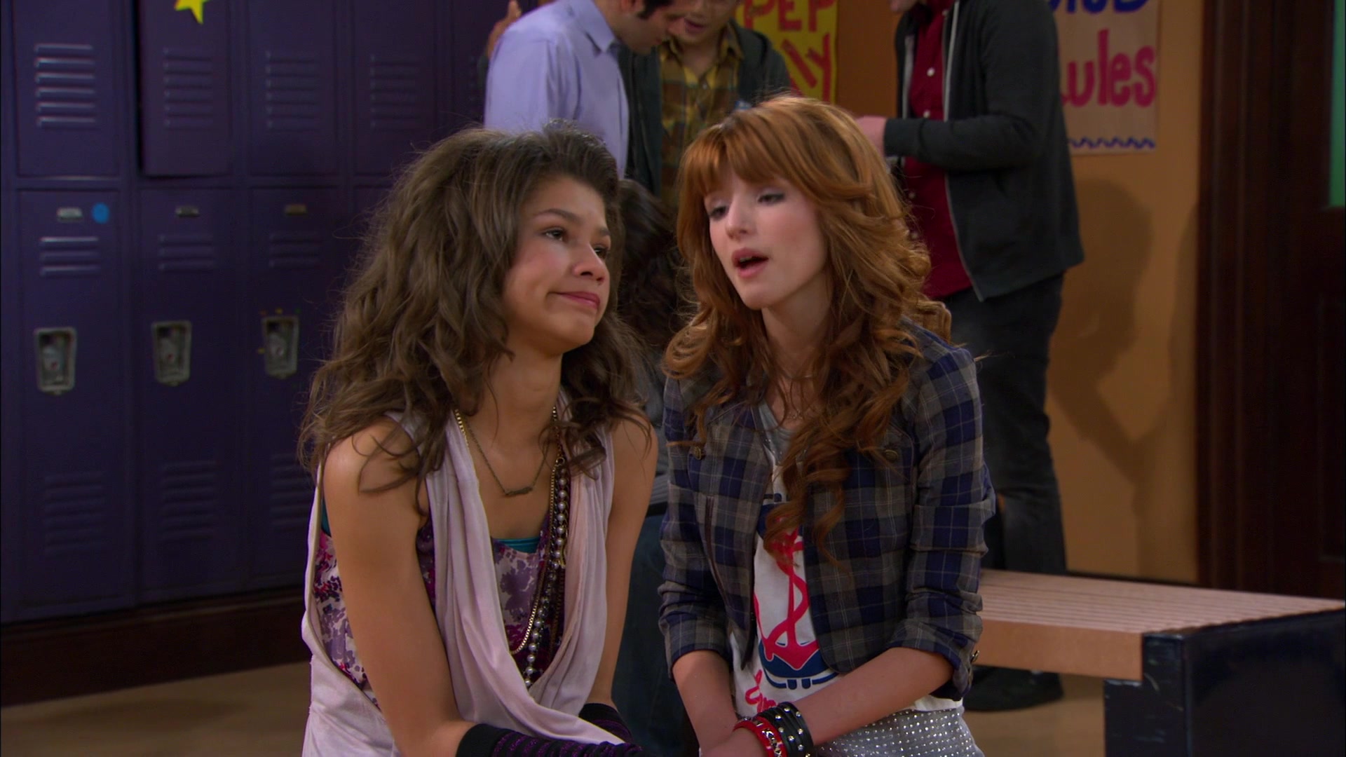 Shake_It_Up_S01E11_1080p_BTD_001561.jpg