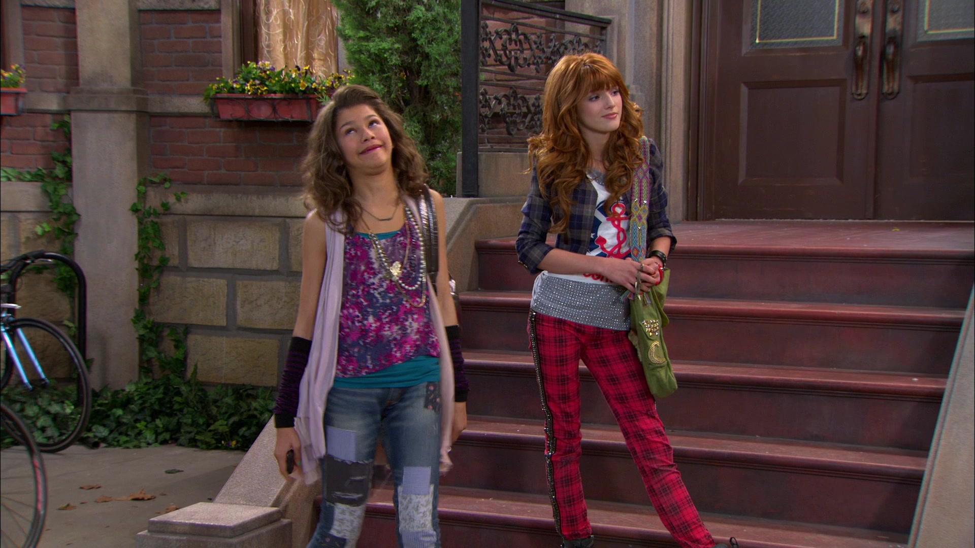 Shake_It_Up_S01E11_1080p_BTD_001629.jpg Shake_It_Up_S01E11_1080p_BTD_001629.jpg