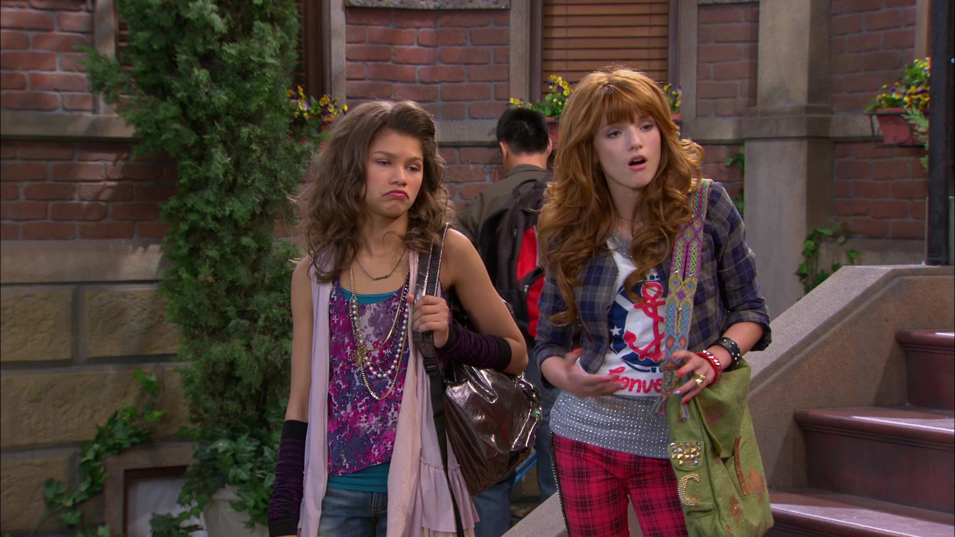 Shake_It_Up_S01E11_1080p_BTD_001634.jpg Shake_It_Up_S01E11_1080p_BTD_001634.jpg
