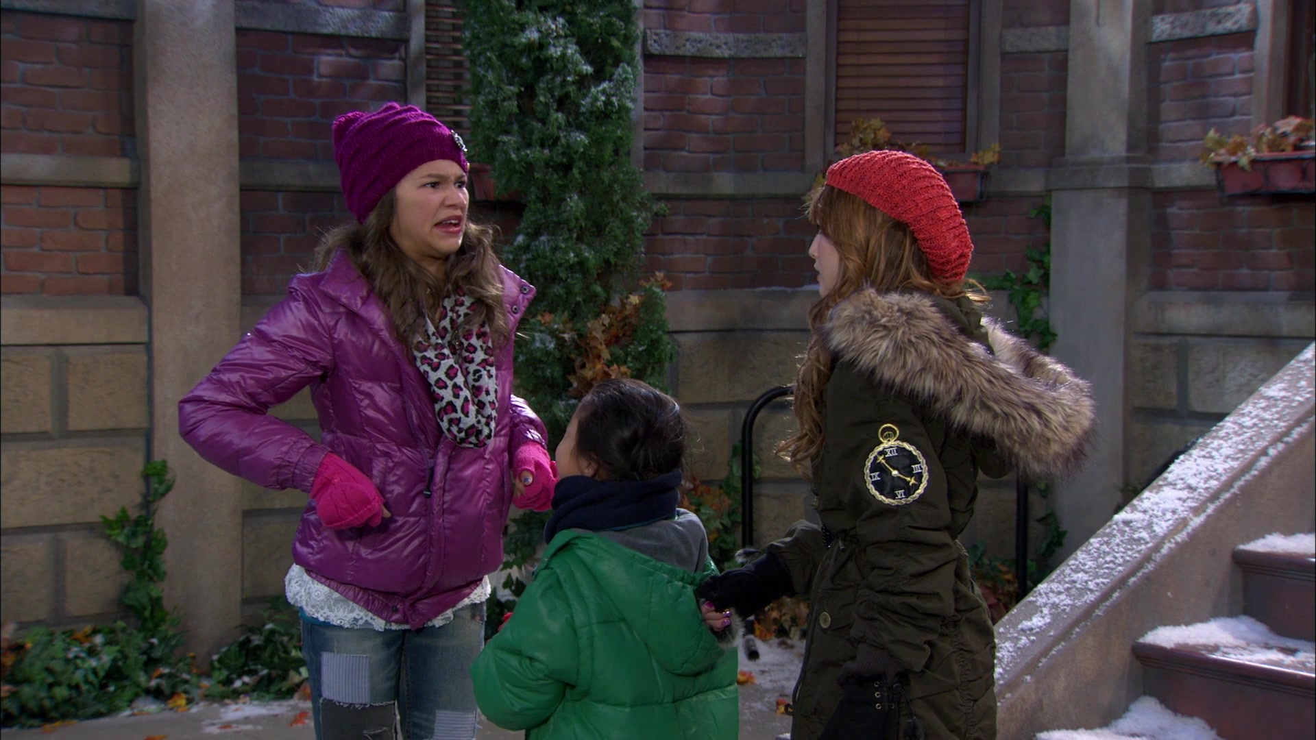 Shake_It_Up_S01E12_1080p_BTD_000069.jpg