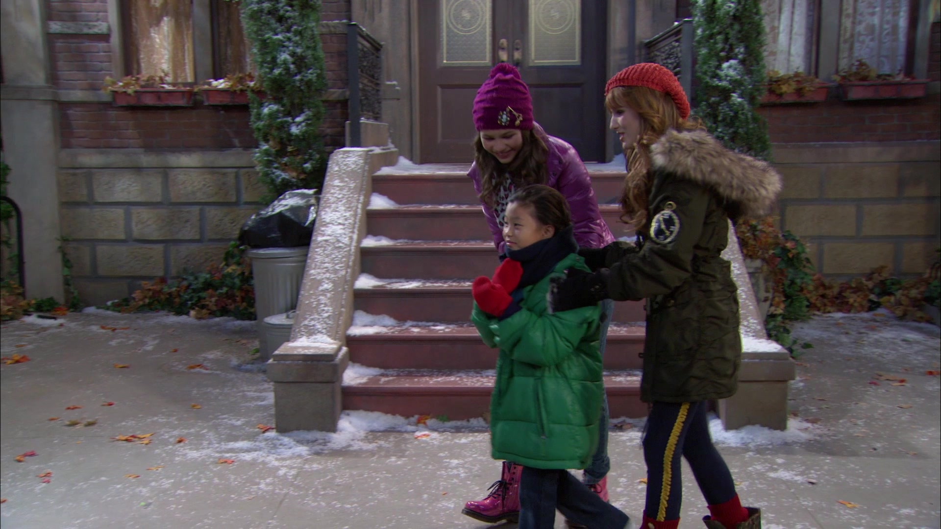 Shake_It_Up_S01E12_1080p_BTD_000080.jpg Shake_It_Up_S01E12_1080p_BTD_000080.jpg