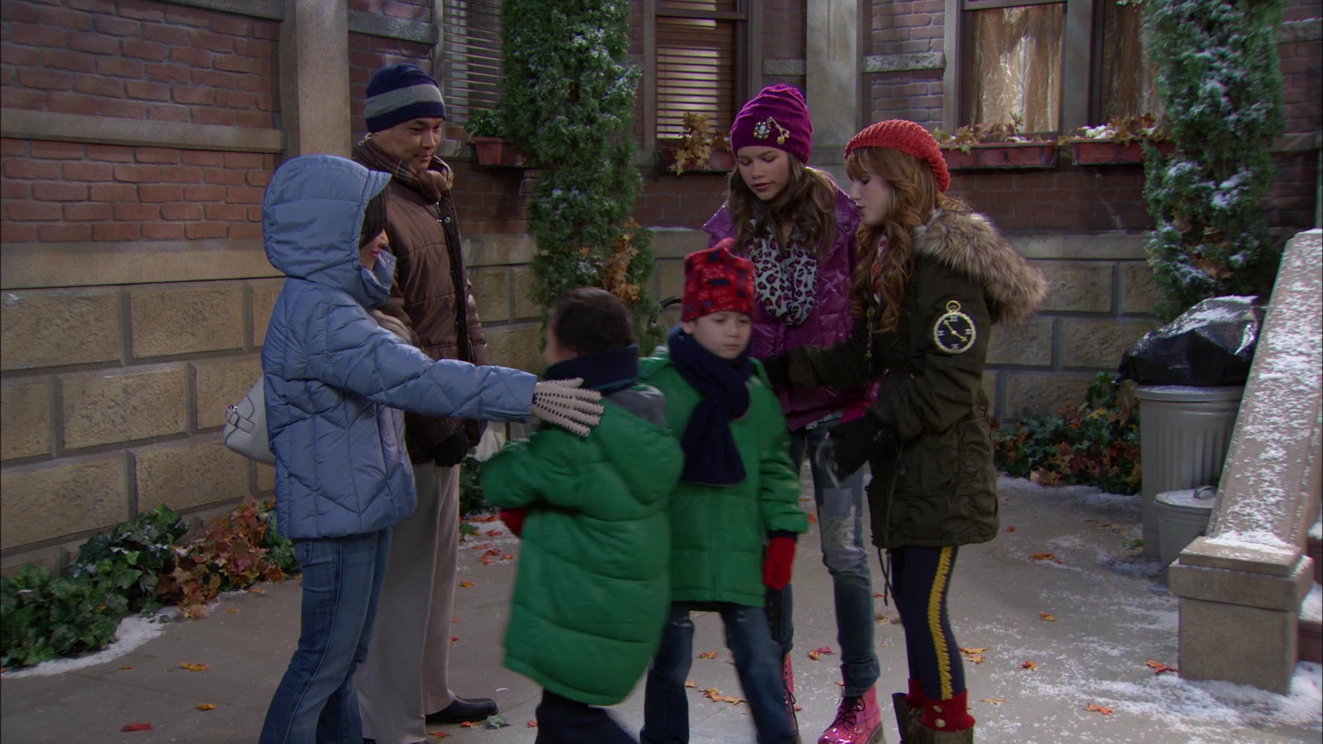 Shake_It_Up_S01E12_1080p_BTD_000112.jpg Shake_It_Up_S01E12_1080p_BTD_000112.jpg