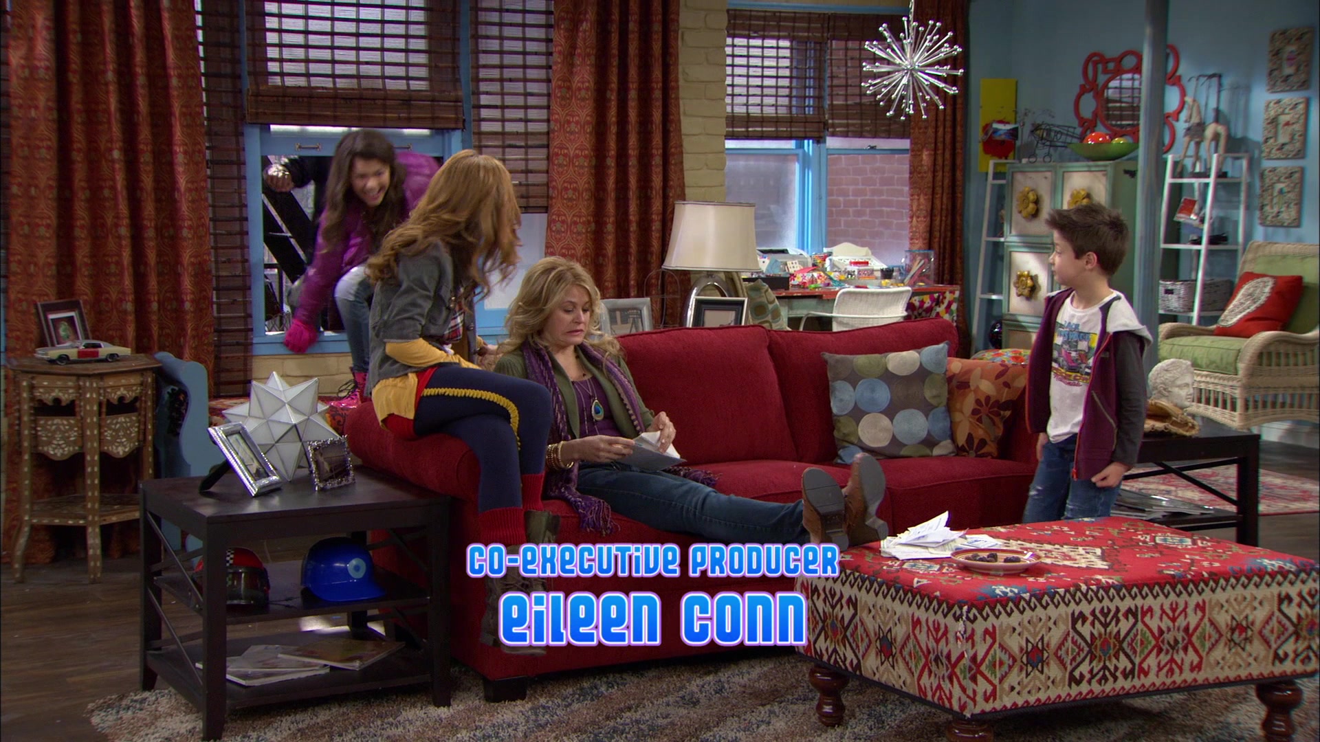 Shake_It_Up_S01E12_1080p_BTD_000305.jpg