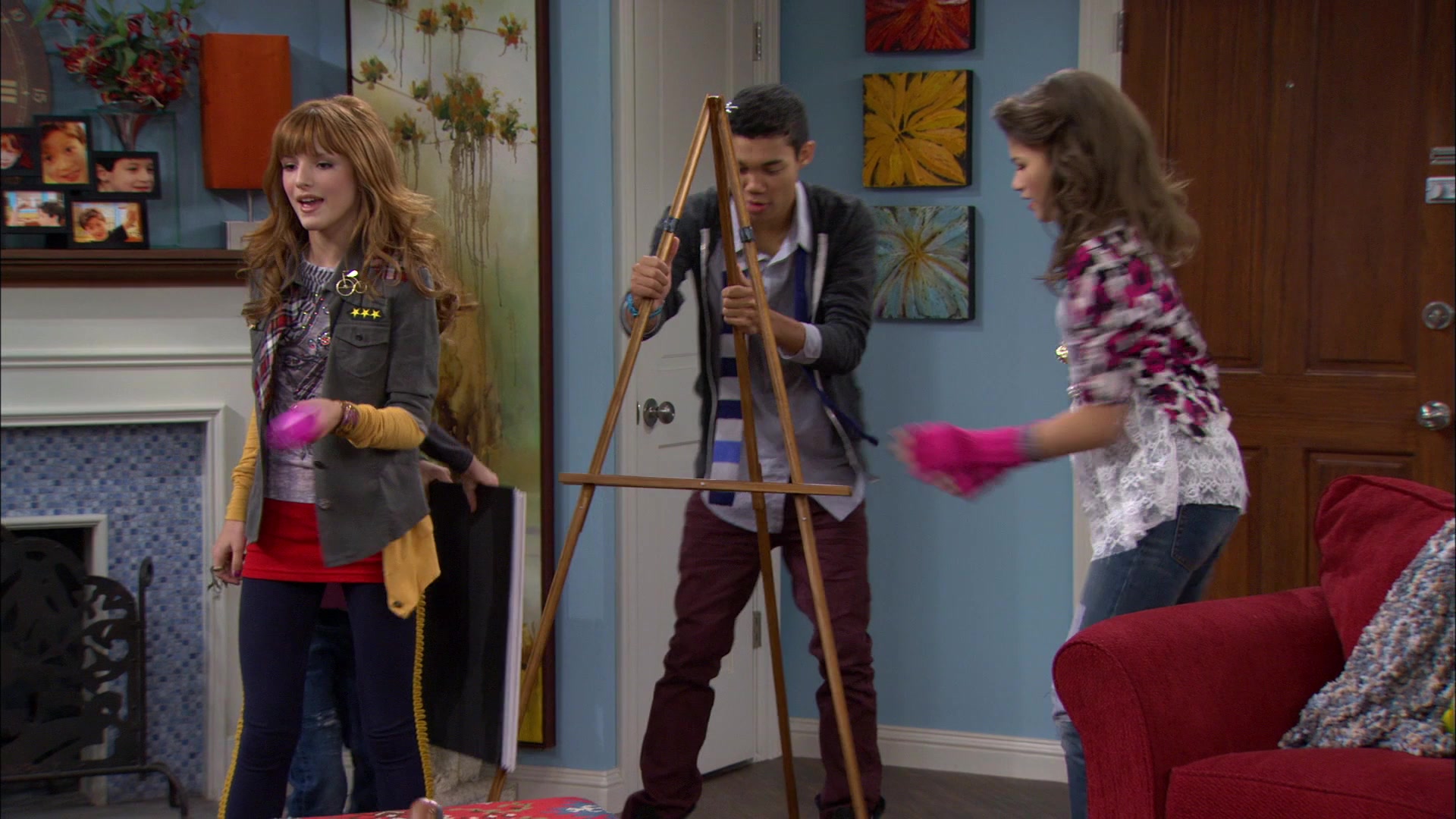 Shake_It_Up_S01E12_1080p_BTD_000330.jpg Shake_It_Up_S01E12_1080p_BTD_000330.jpg