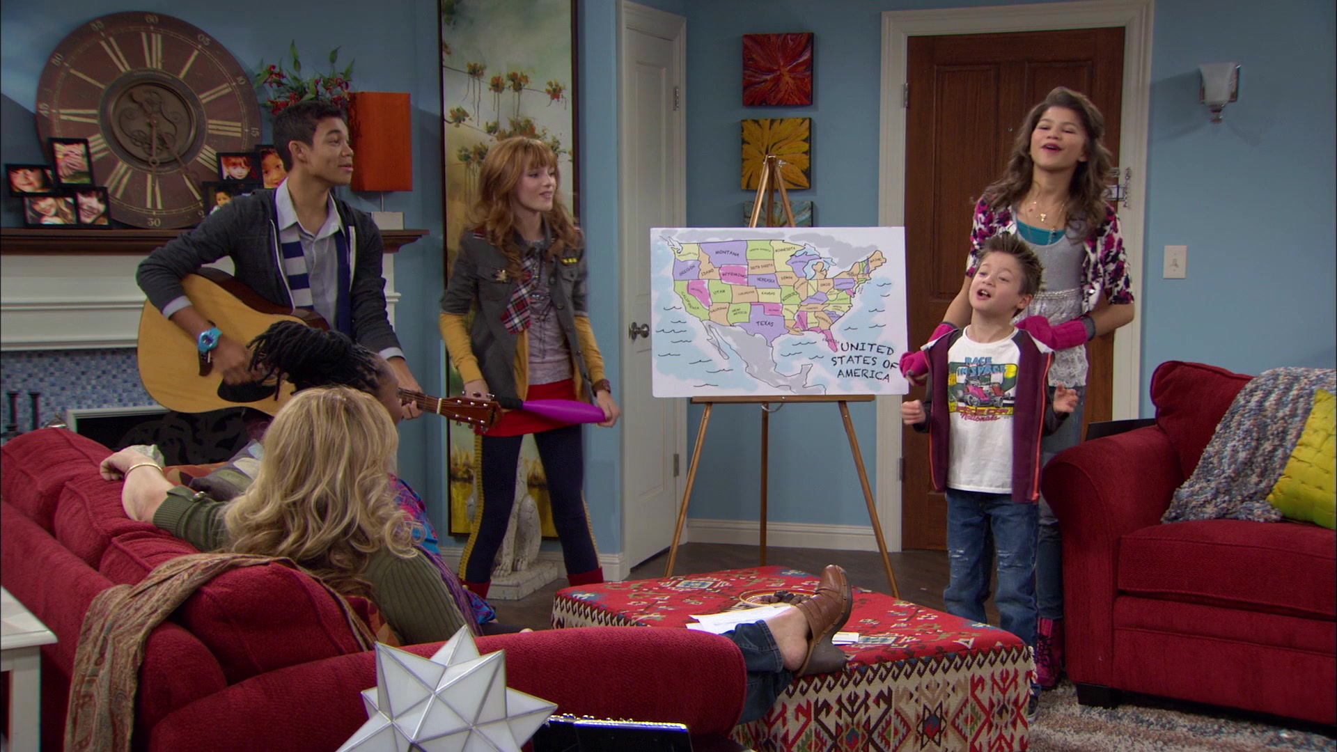 Shake_It_Up_S01E12_1080p_BTD_000420.jpg Shake_It_Up_S01E12_1080p_BTD_000420.jpg