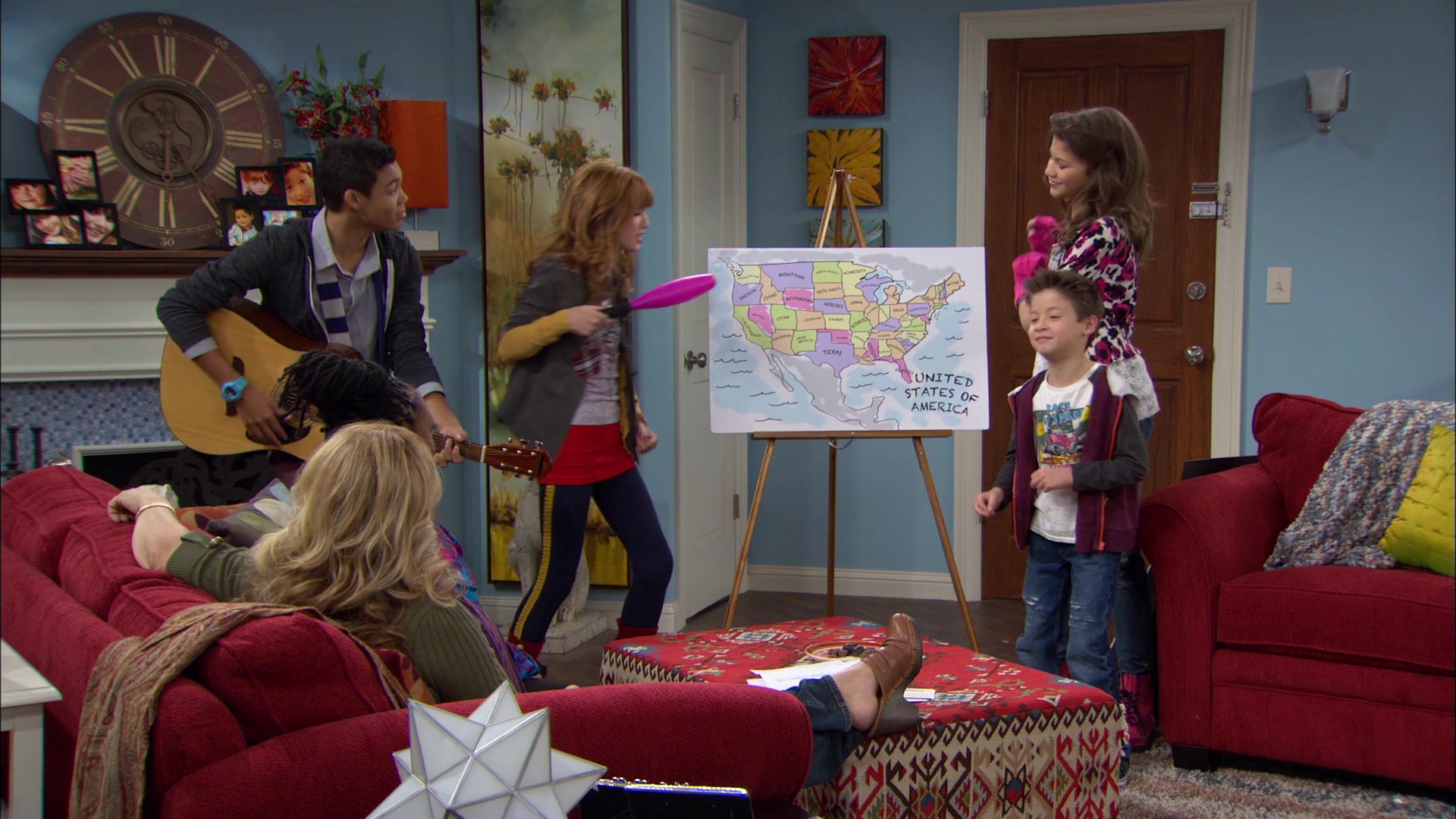 Shake_It_Up_S01E12_1080p_BTD_000426.jpg Shake_It_Up_S01E12_1080p_BTD_000426.jpg