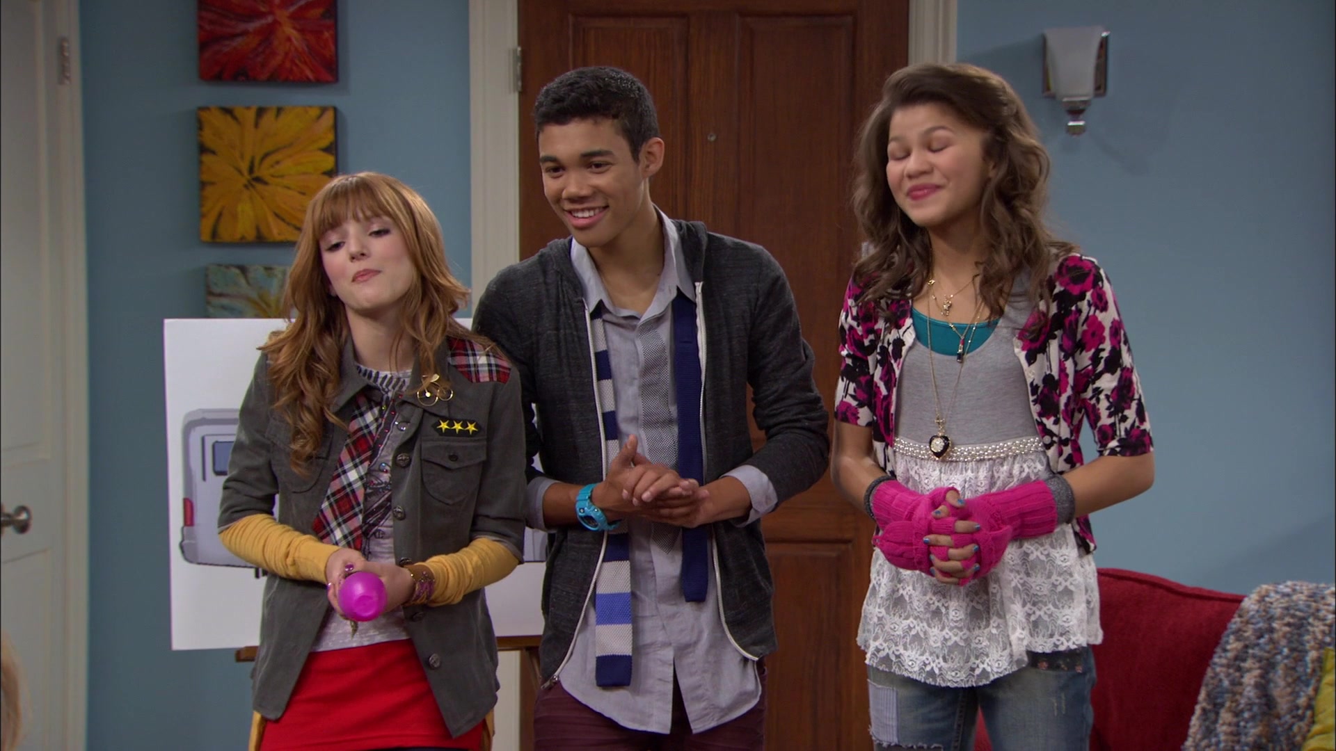 Shake_It_Up_S01E12_1080p_BTD_000556.jpg