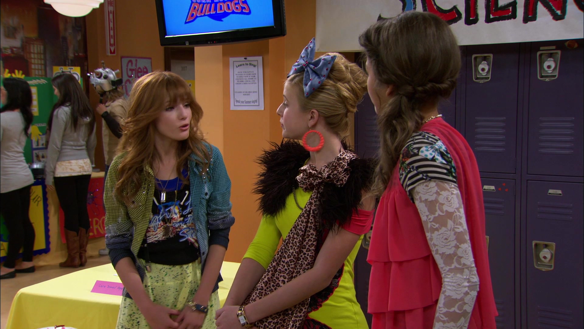 Shake_It_Up_S01E12_1080p_BTD_000731.jpg Shake_It_Up_S01E12_1080p_BTD_000731.jpg
