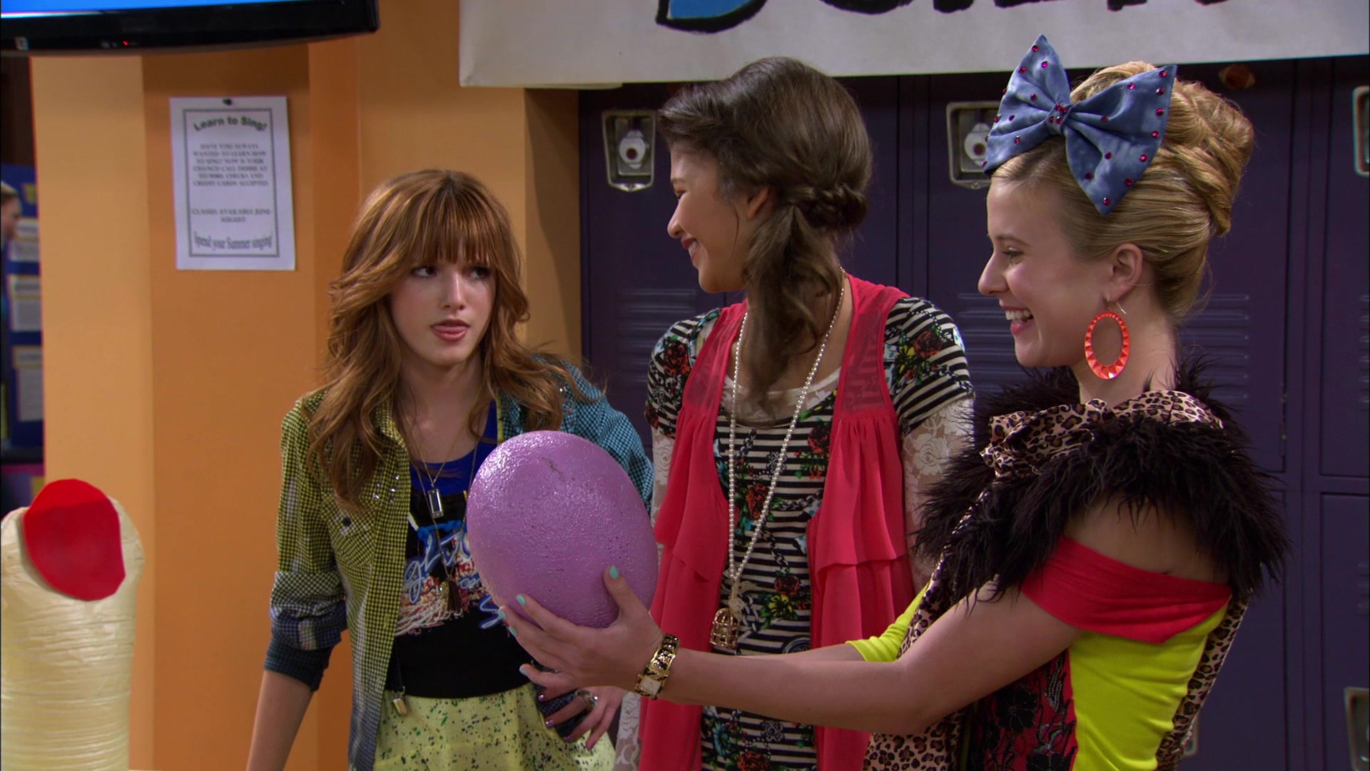 Shake_It_Up_S01E12_1080p_BTD_000831.jpg Shake_It_Up_S01E12_1080p_BTD_000831.jpg