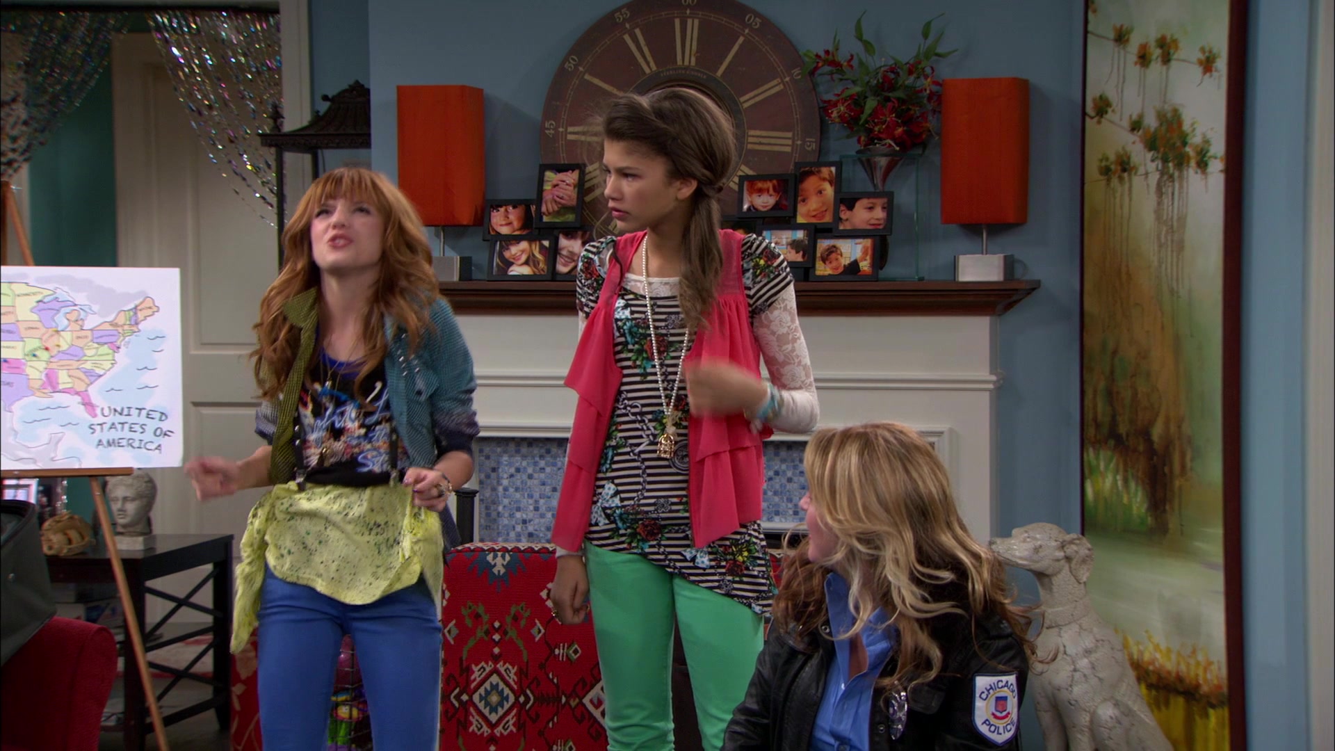 Shake_It_Up_S01E12_1080p_BTD_001255.jpg Shake_It_Up_S01E12_1080p_BTD_001255.jpg