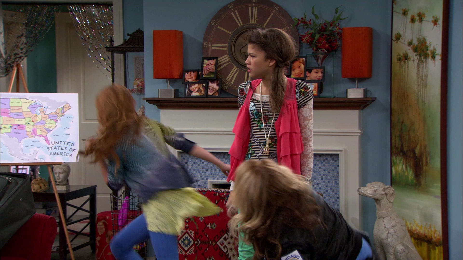 Shake_It_Up_S01E12_1080p_BTD_001265.jpg Shake_It_Up_S01E12_1080p_BTD_001265.jpg