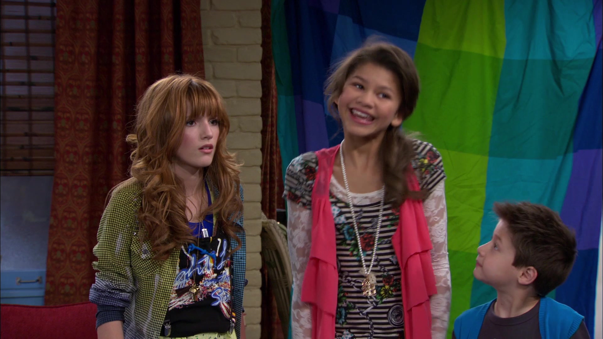 Shake_It_Up_S01E12_1080p_BTD_001954.jpg Shake_It_Up_S01E12_1080p_BTD_001954.jpg