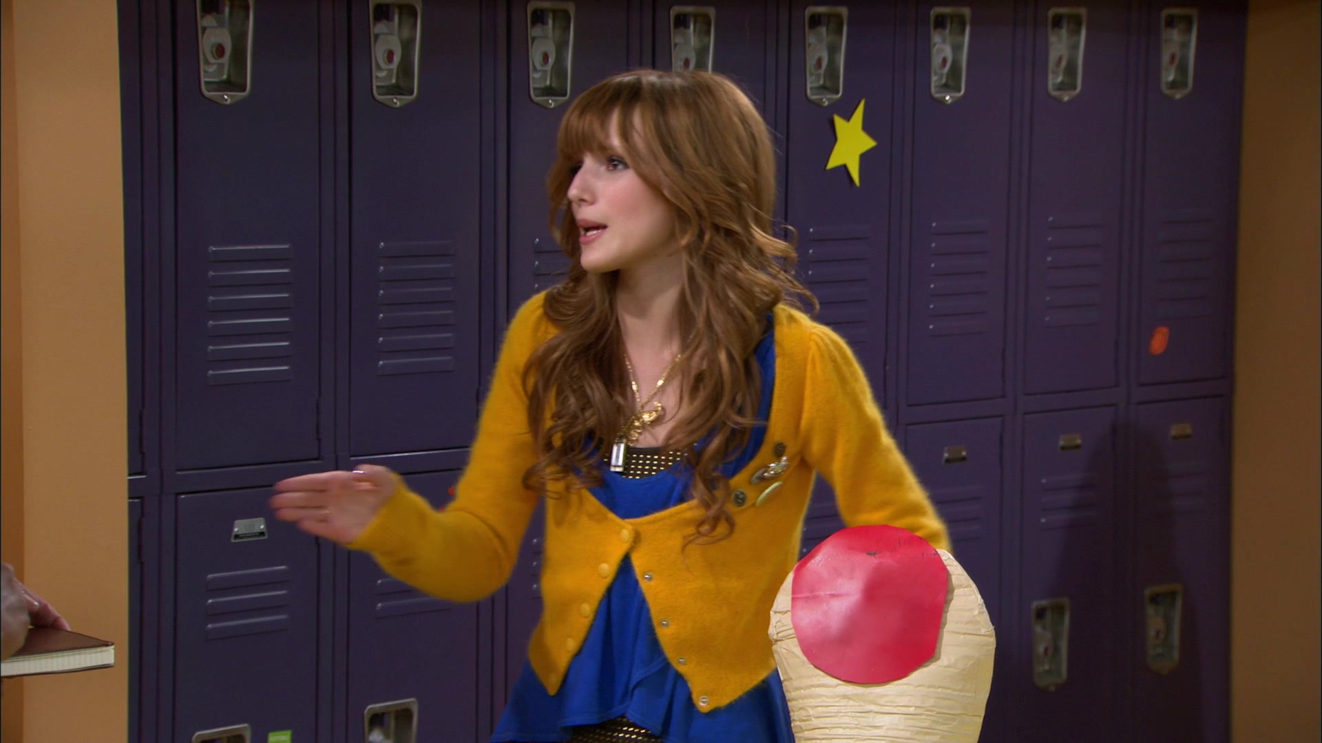 Shake_It_Up_S01E12_1080p_BTD_002017.jpg